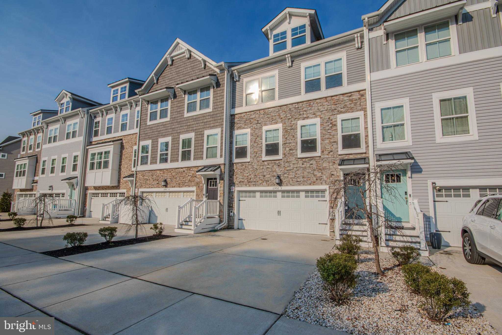 12452 Sea Oaks Ln Unit 5 photo 3