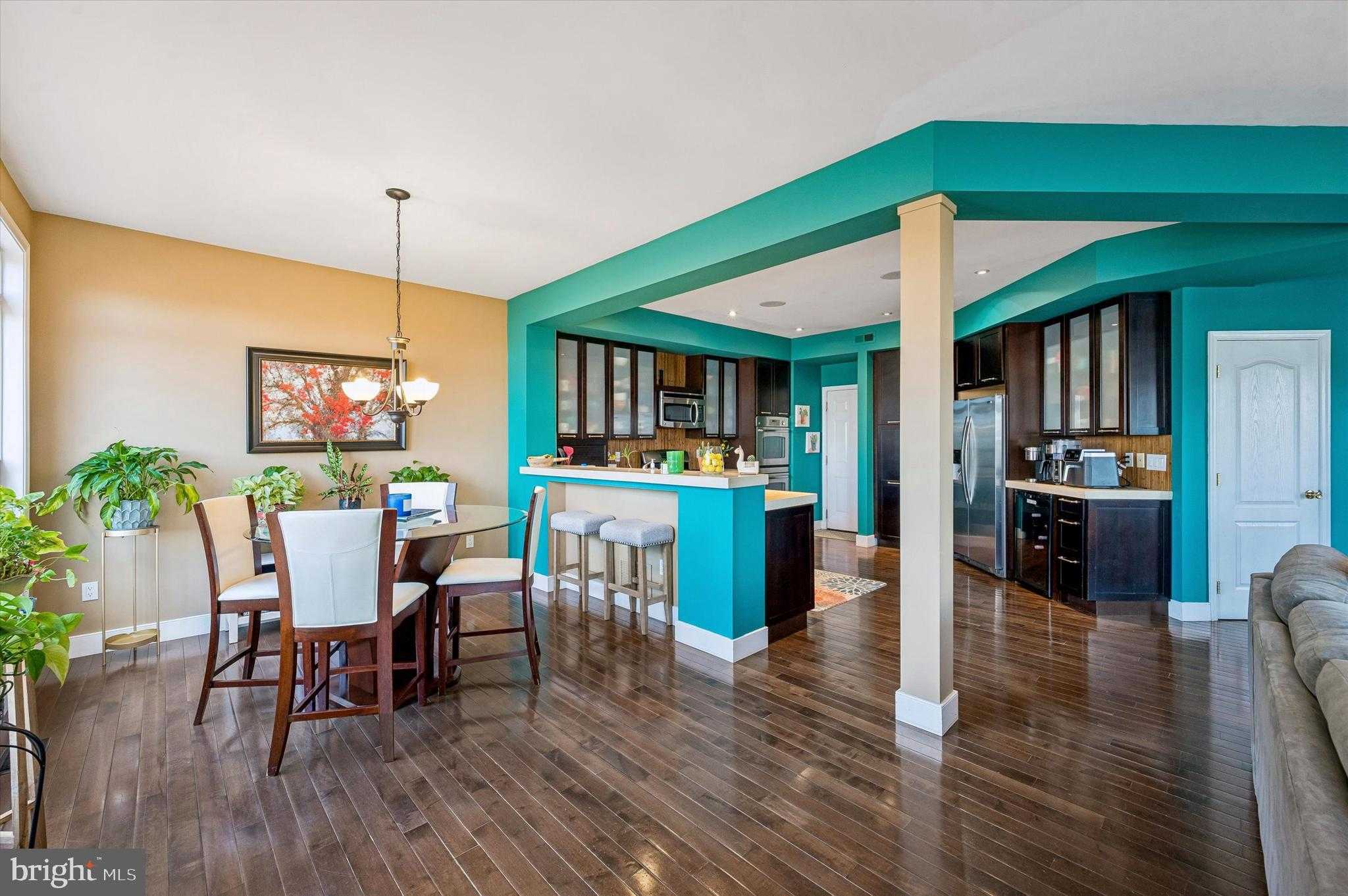 1050 Tall Trees CT photo 7