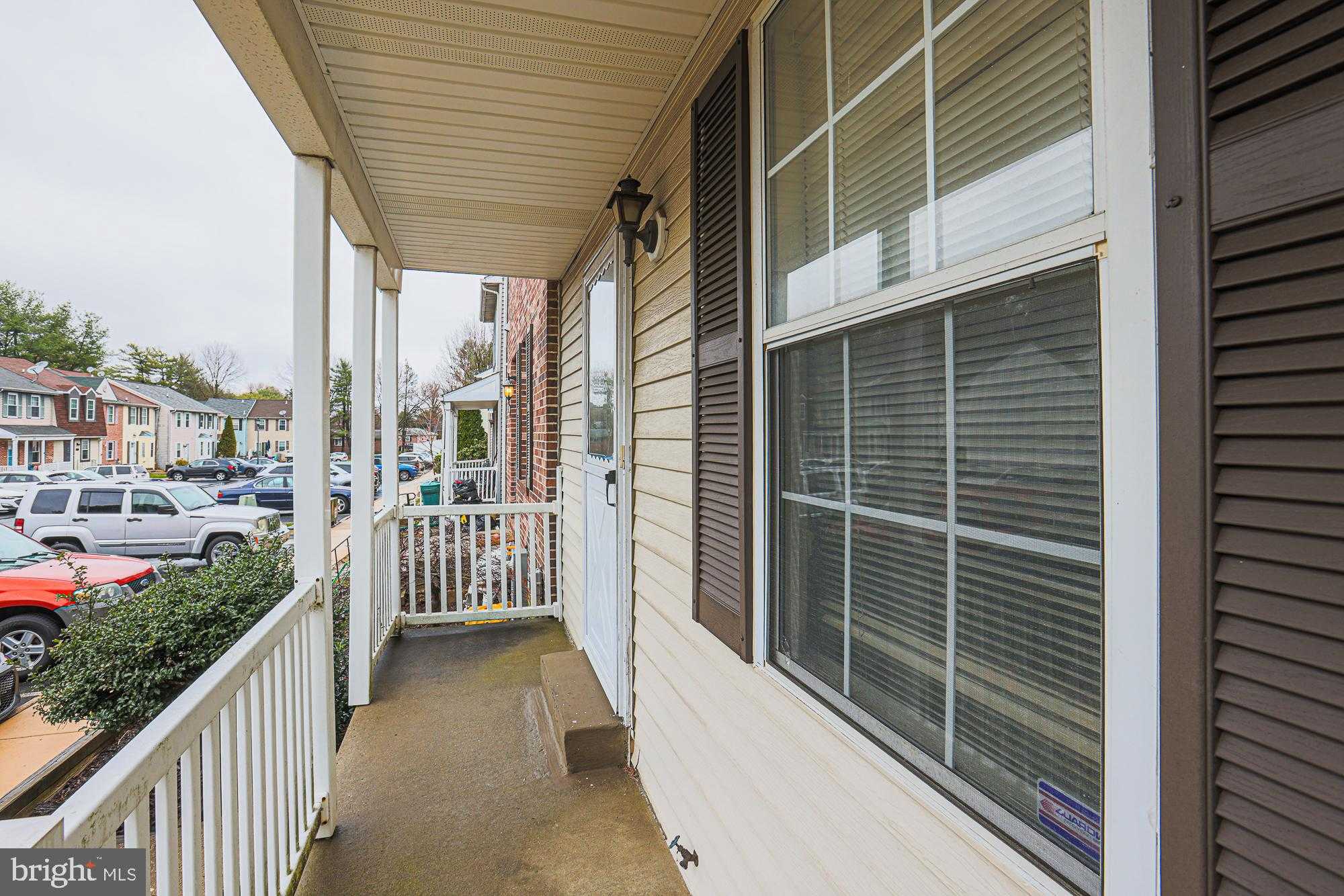 537 Park Manor Cir # 14 photo 4