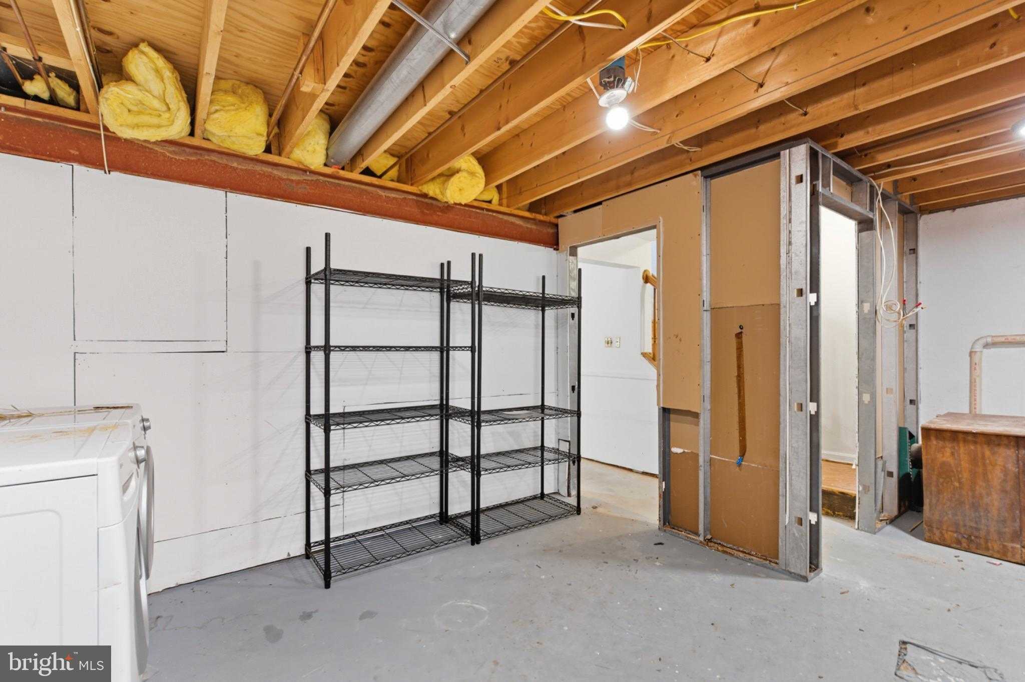 6940 Myersview Dr photo 23