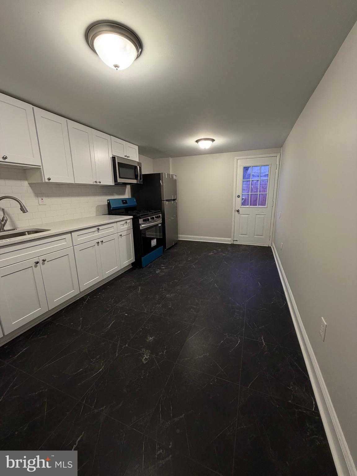 3136 Weikel St photo 5