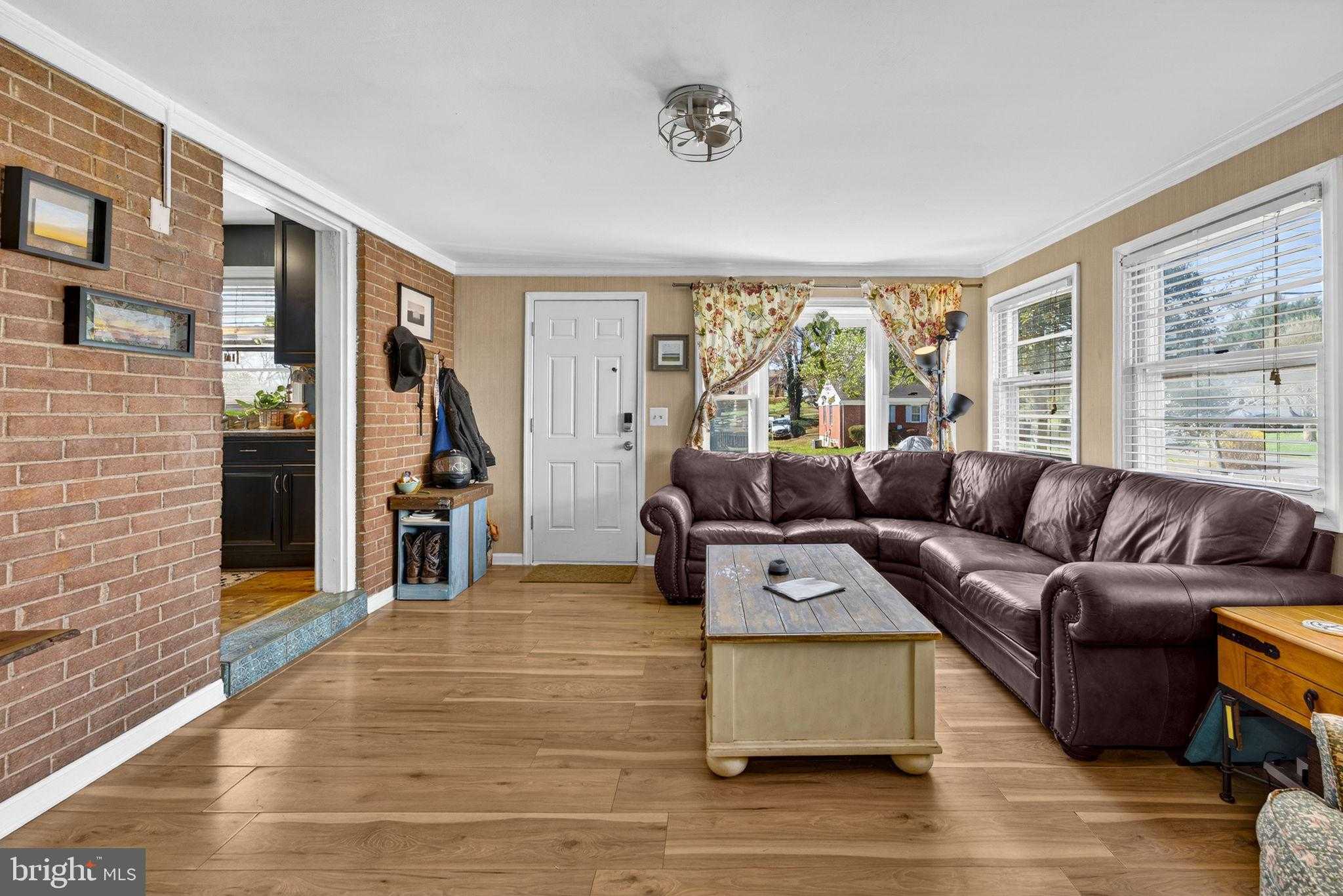 134 Garr Ave photo 17