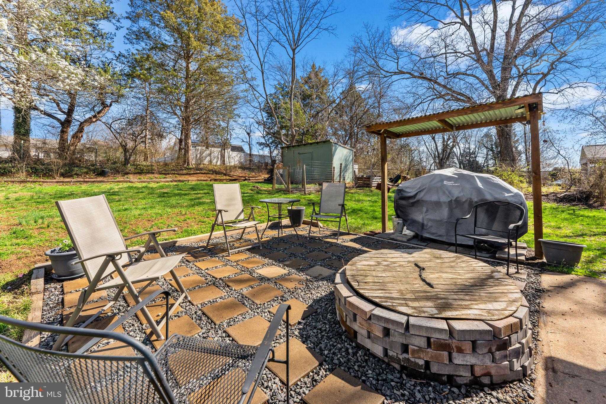 134 Garr Ave photo 36