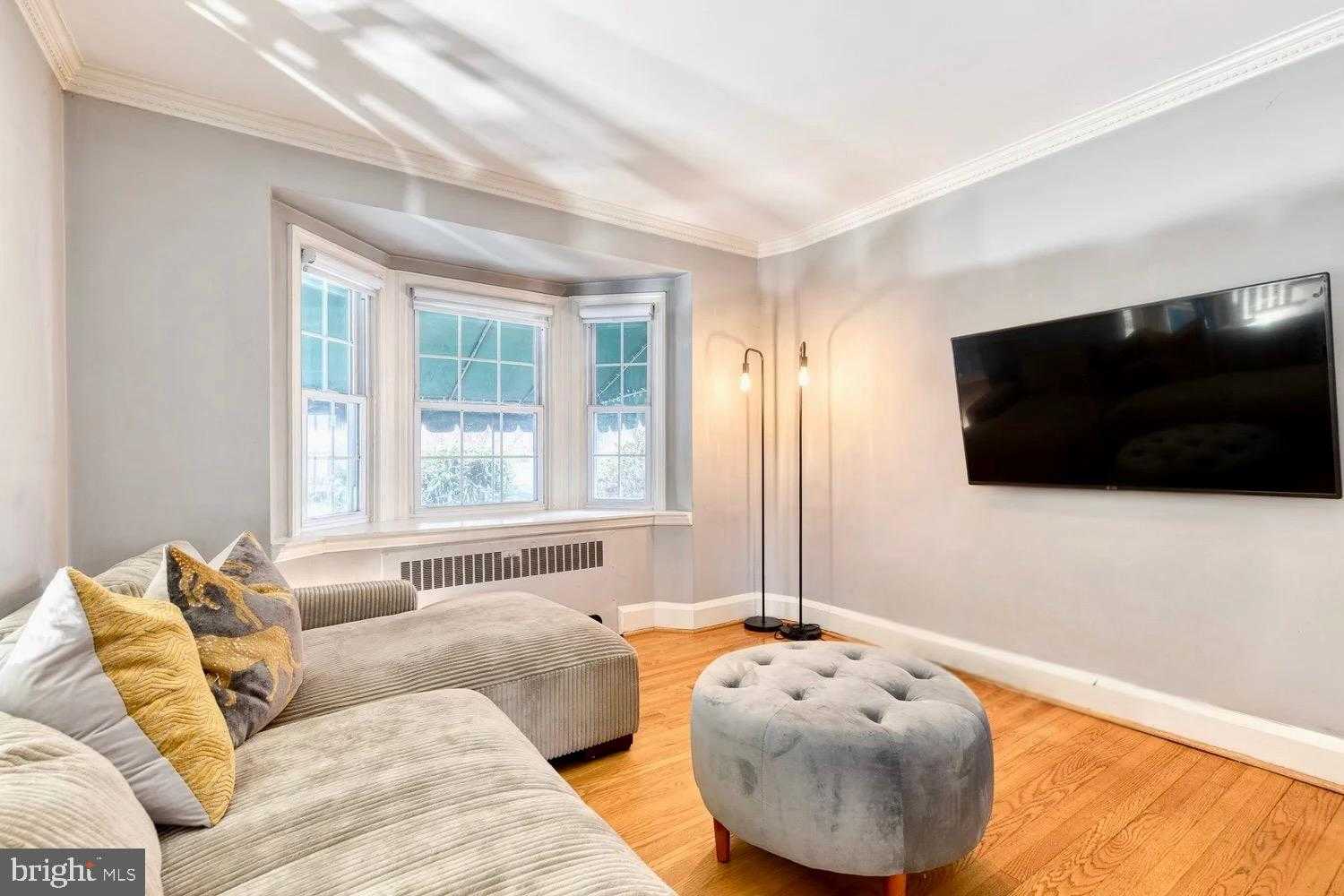 403 Regester Ave photo 6