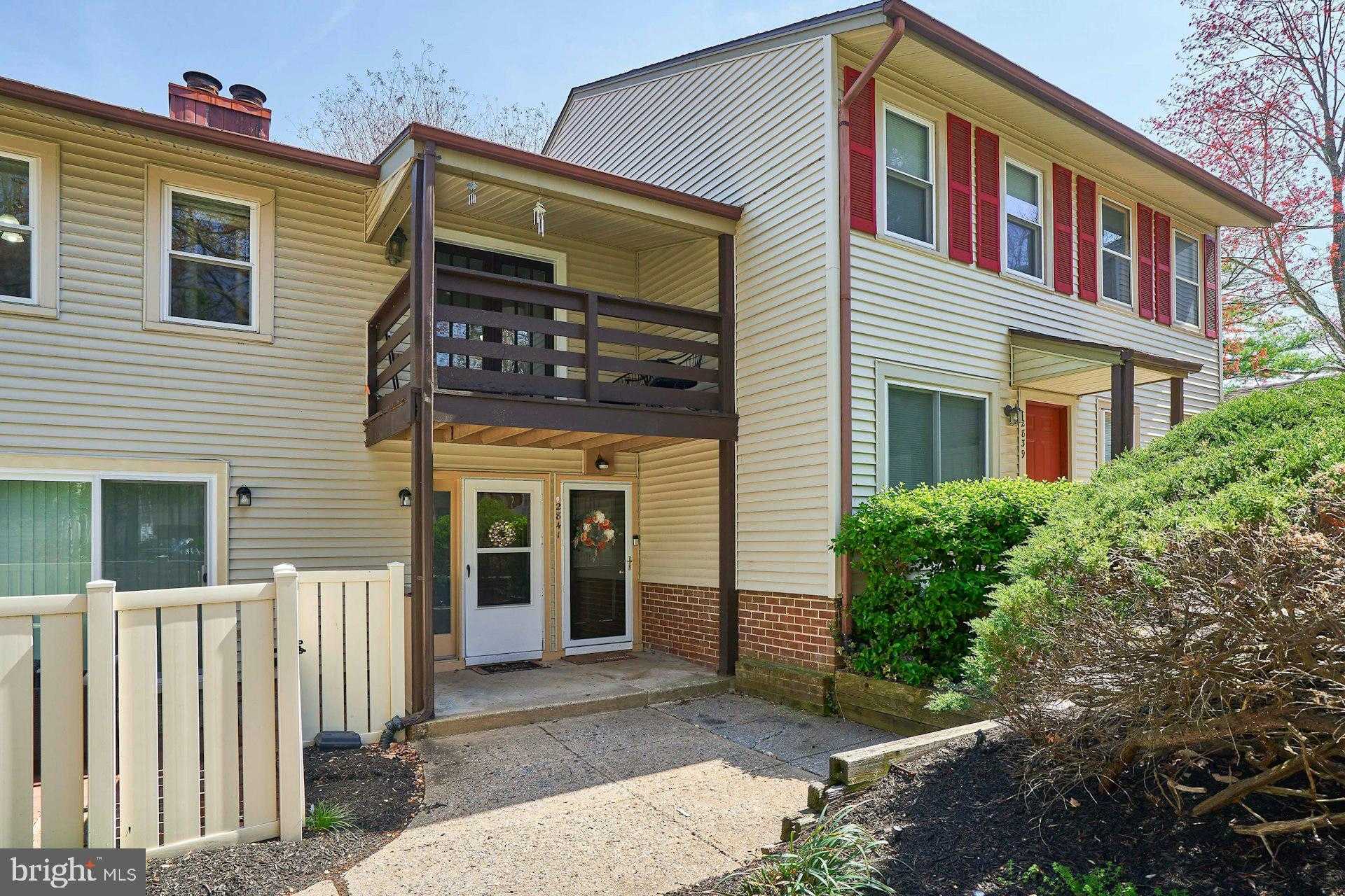 2841 Chablis Cir photo 2