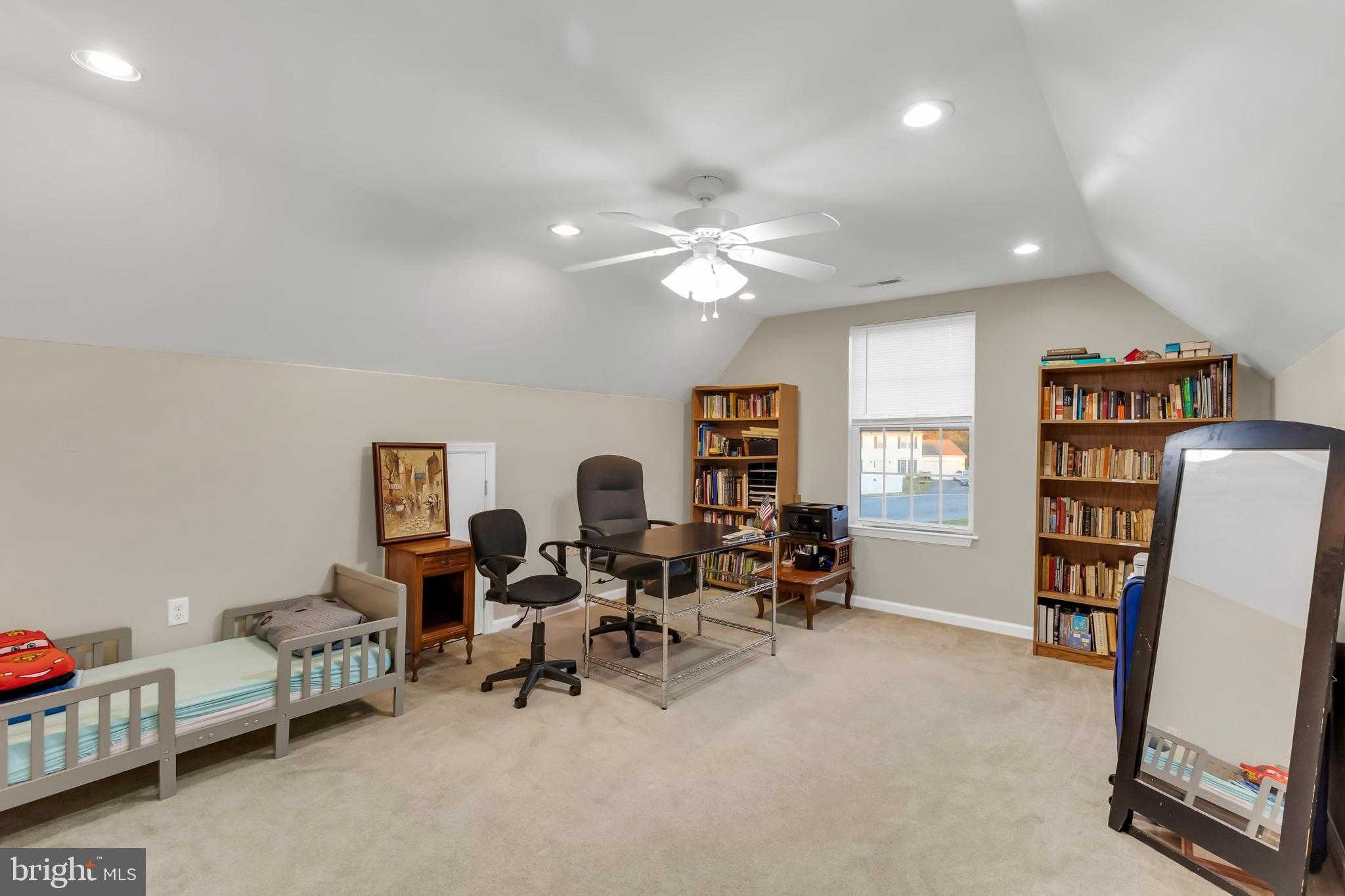 126 Paddock Dr photo 43