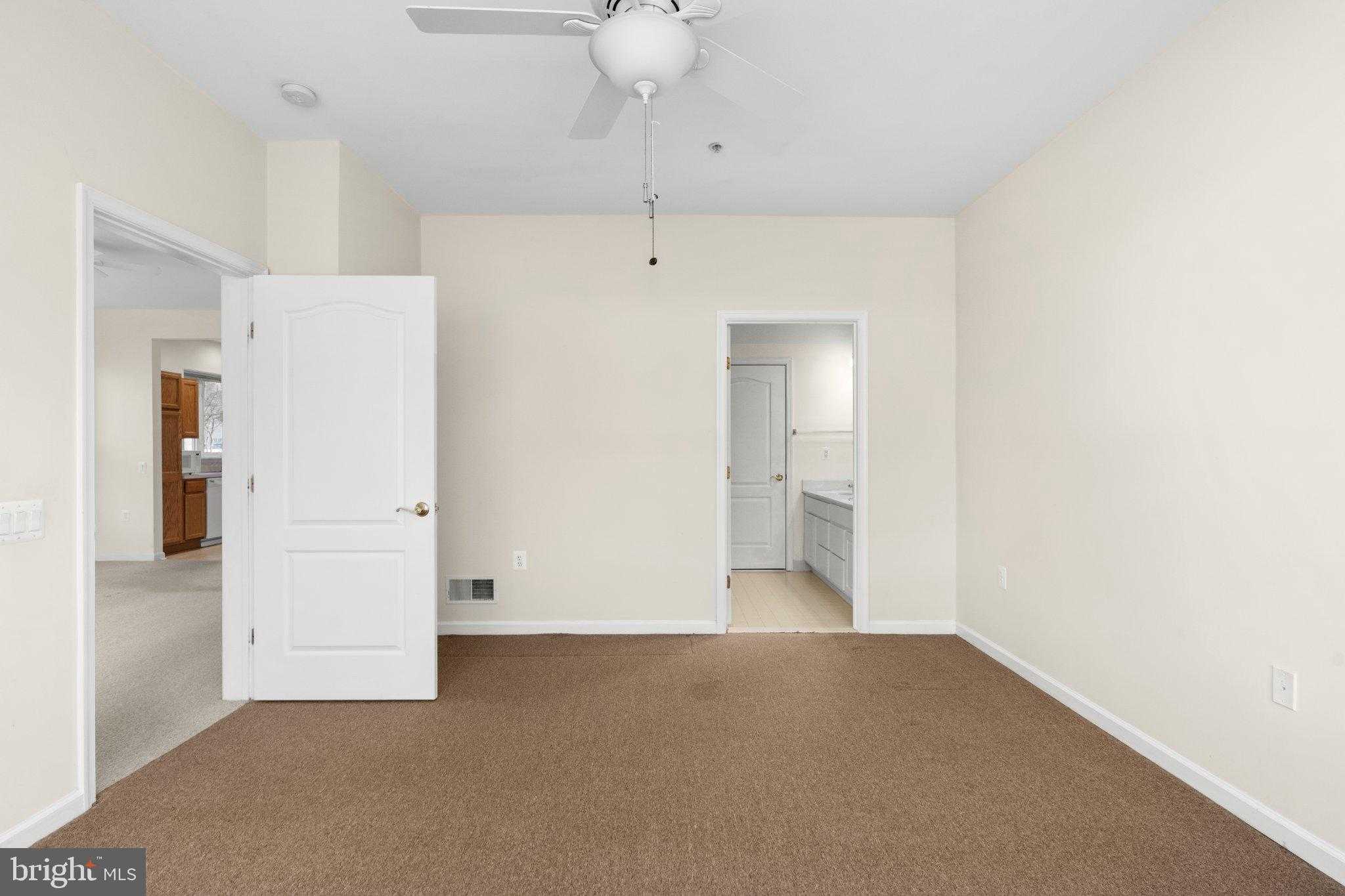 10 Hartford Way photo 23