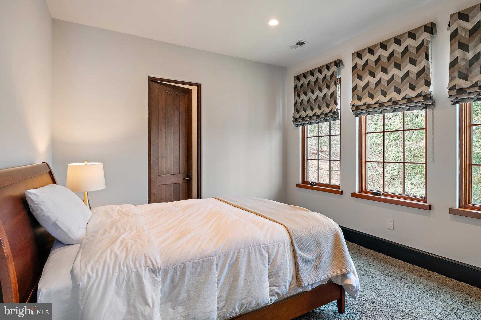 1716 Severn Forest Dr photo 52