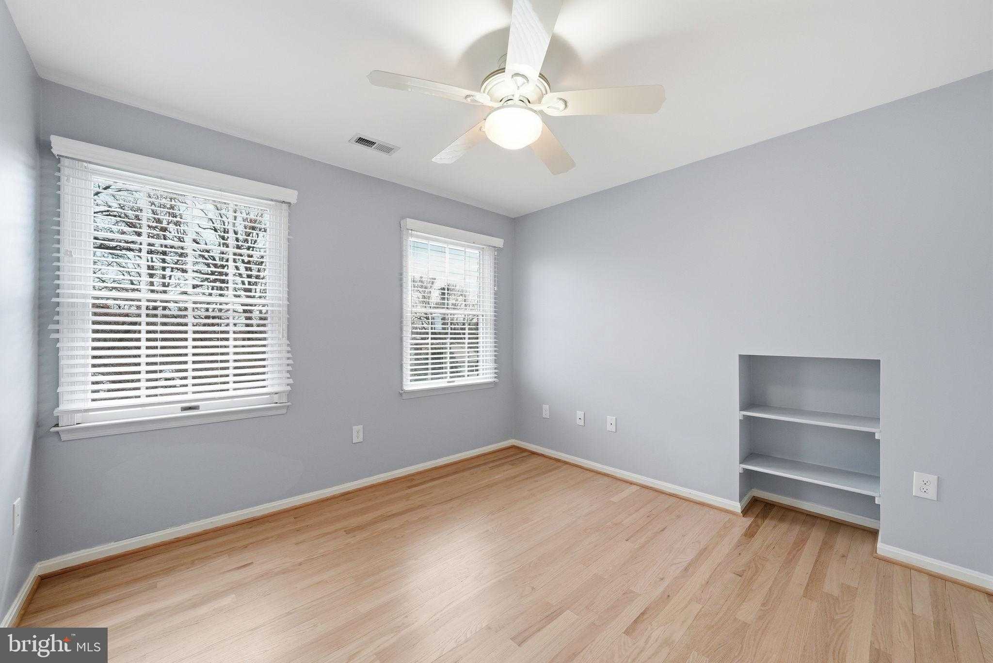 5509 10th St N photo 28