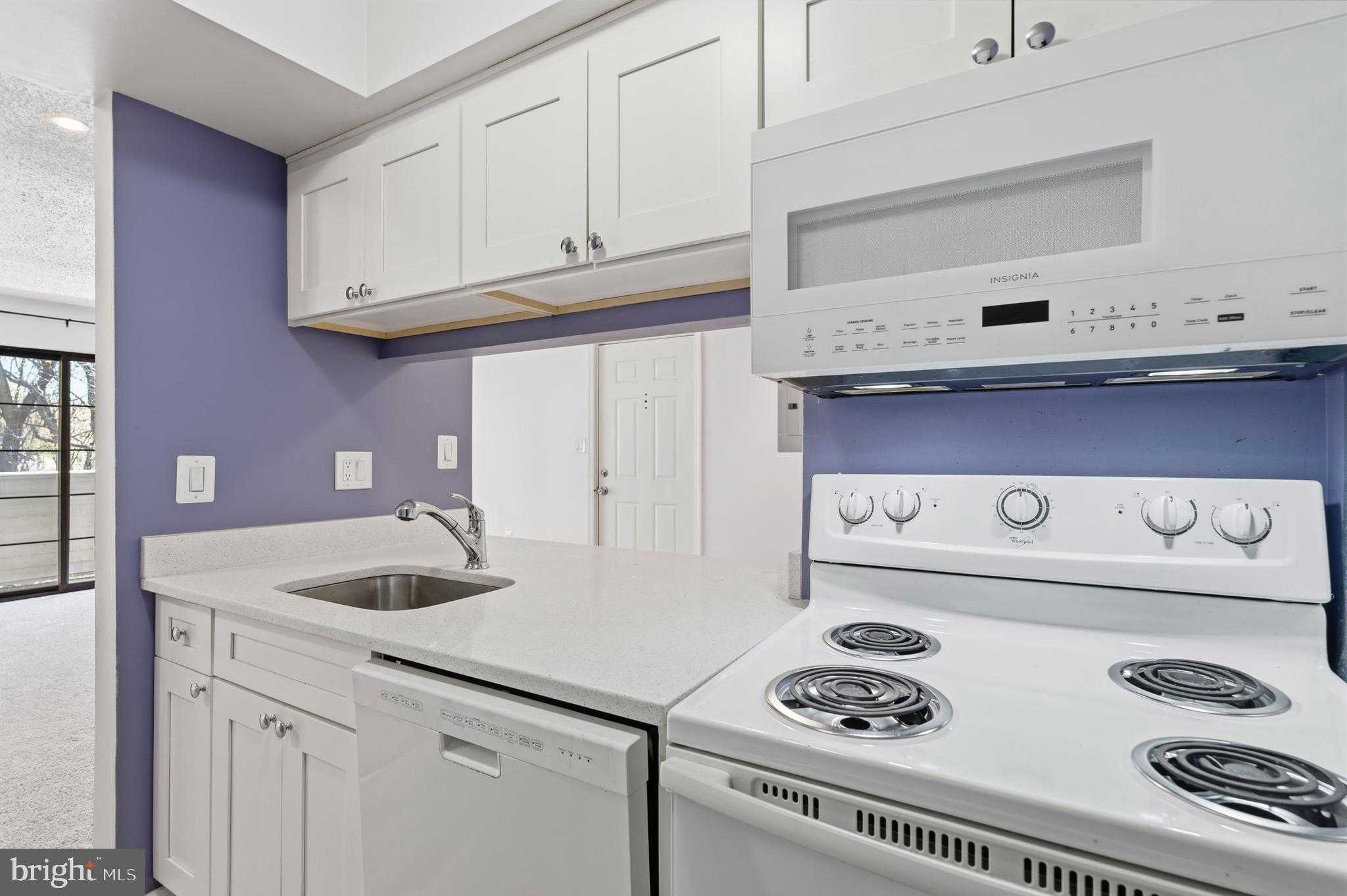 1637 Carriage House Ter photo 15