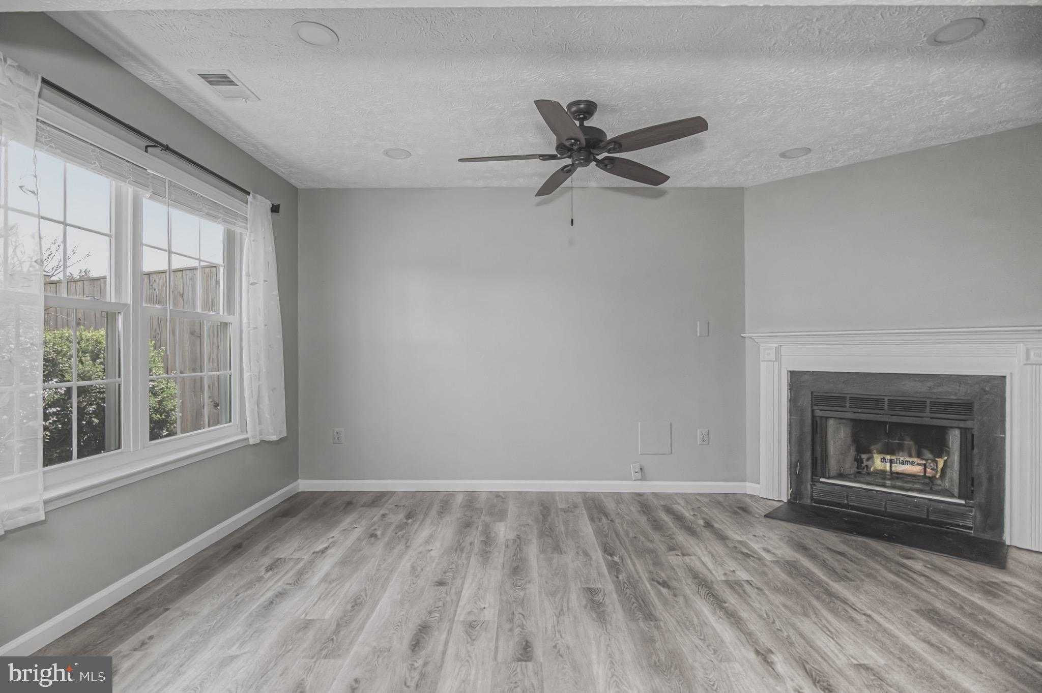 6105 A Hoskins Hollow Cir photo 3