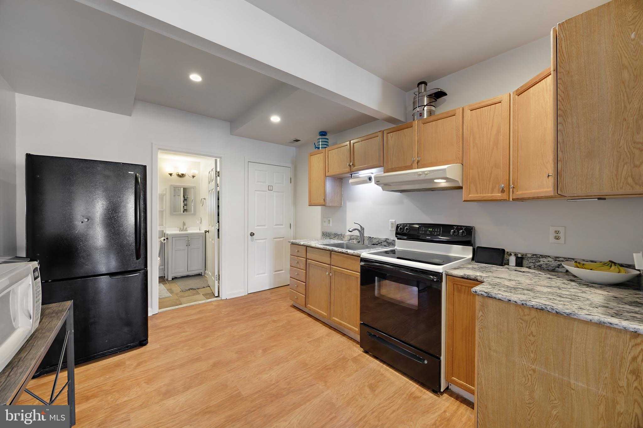 806 N Shore Dr photo 53