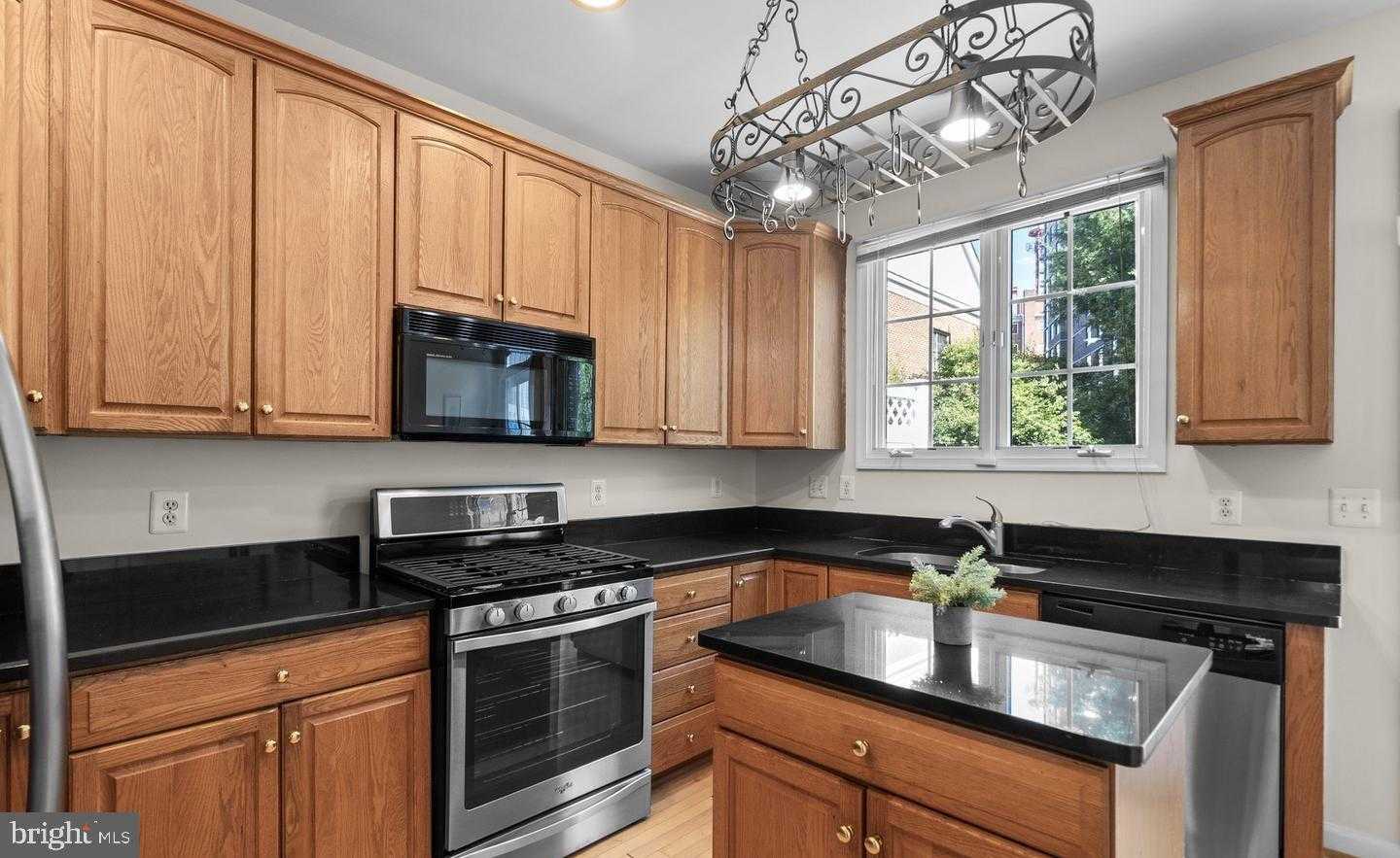 8509 2nd Ave photo 5