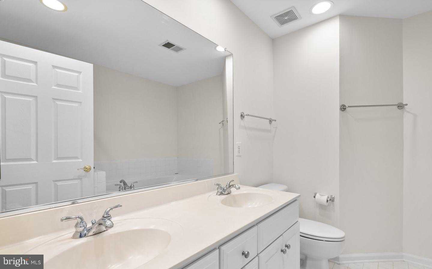 8509 2nd Ave photo 9