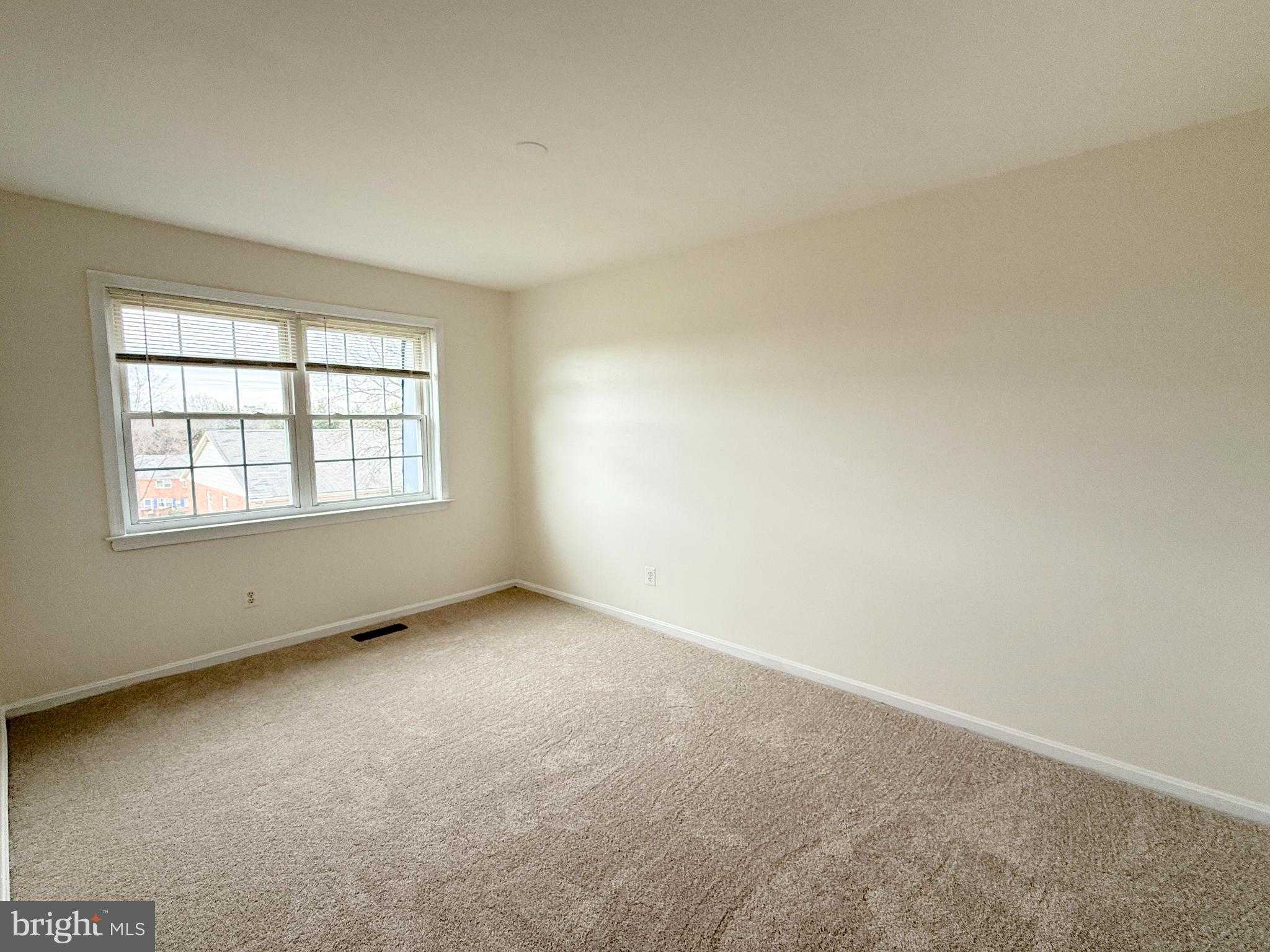 9833 Hagel Cir photo 17