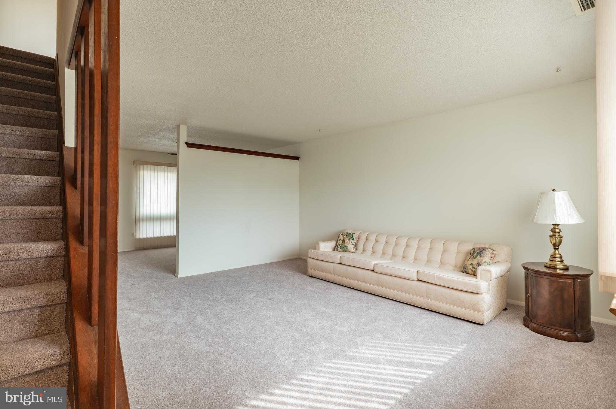 104 Revere Dr photo 14