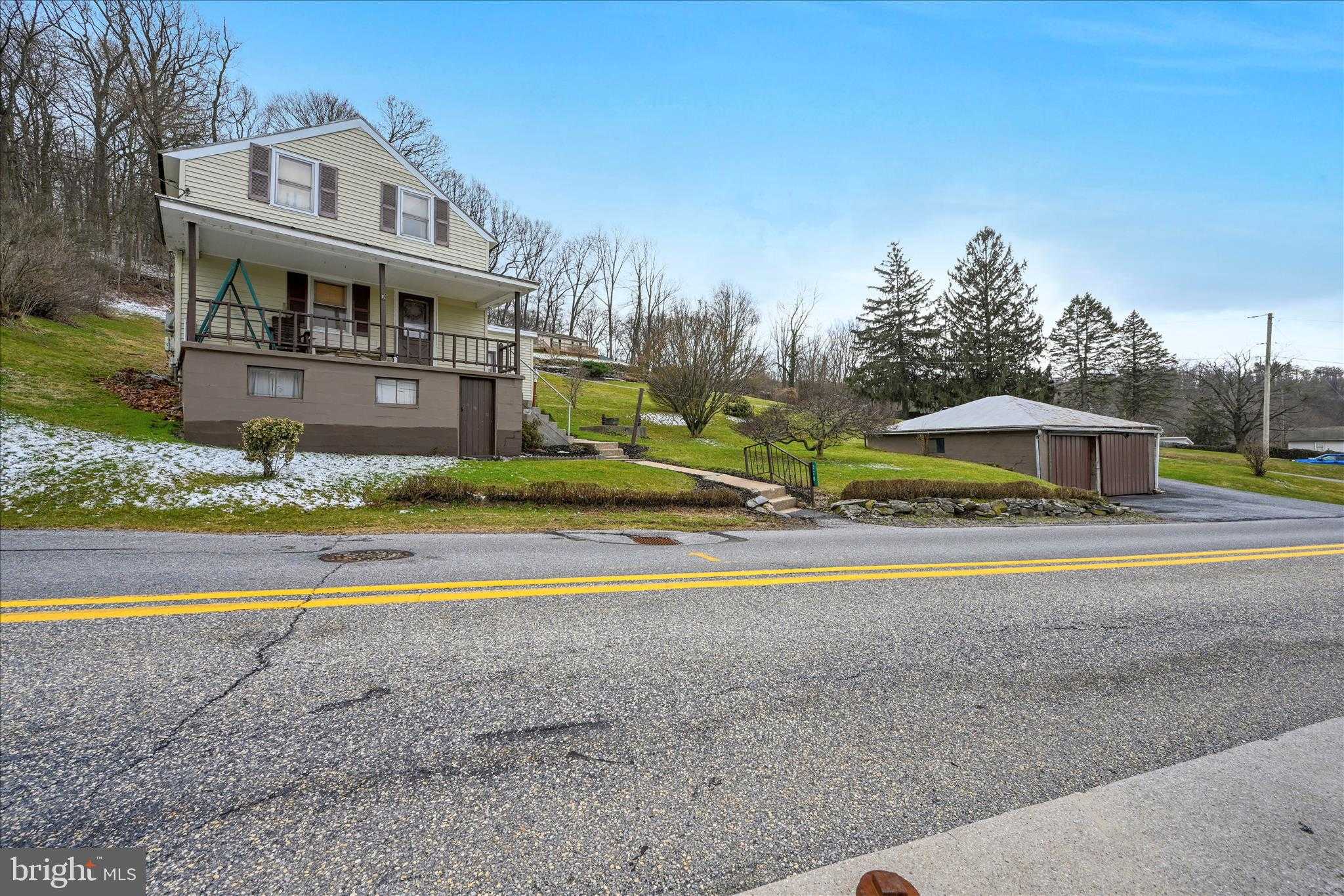 370 Rexmont Rd photo 4