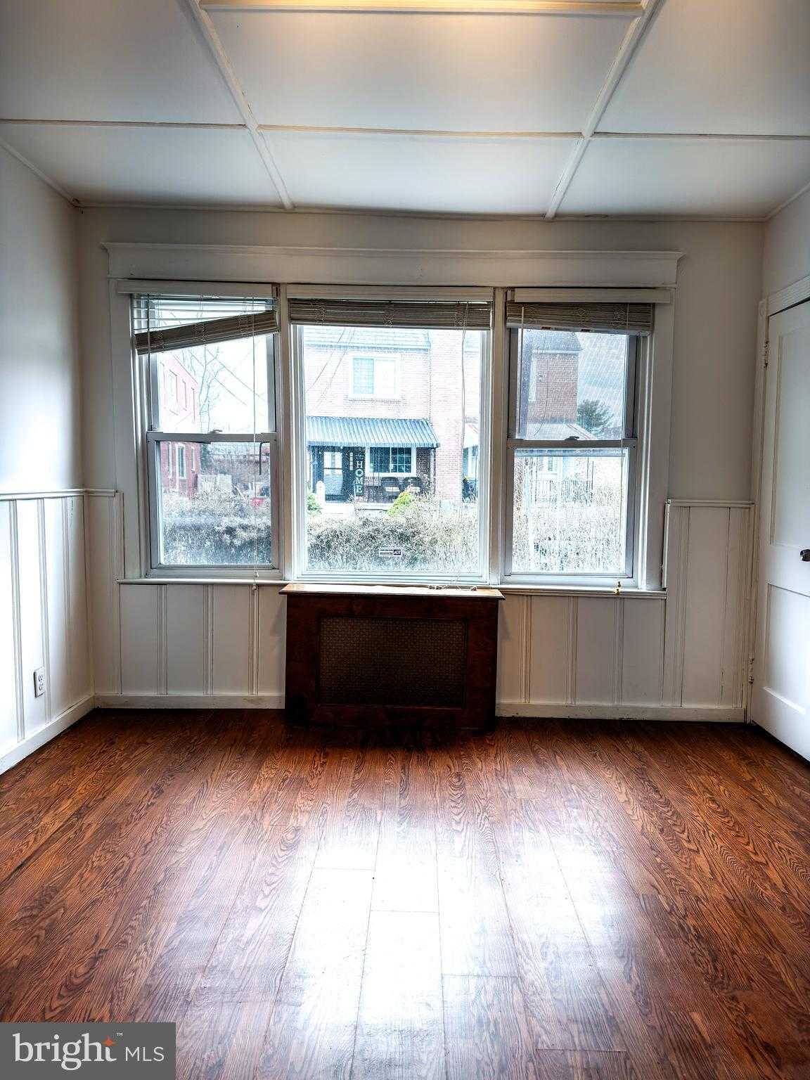 234 Windsor Ave photo 15