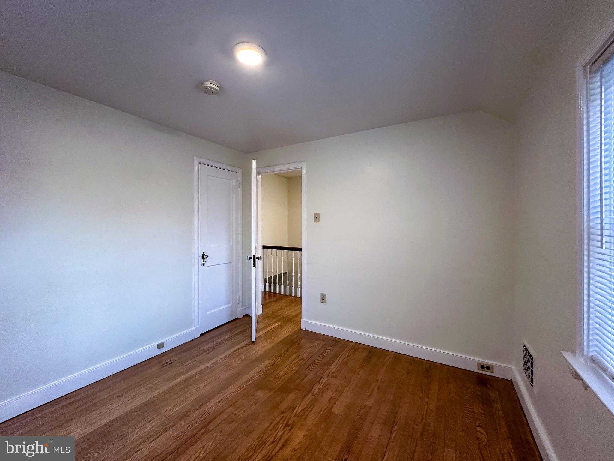 766 New Holland Ave photo 21