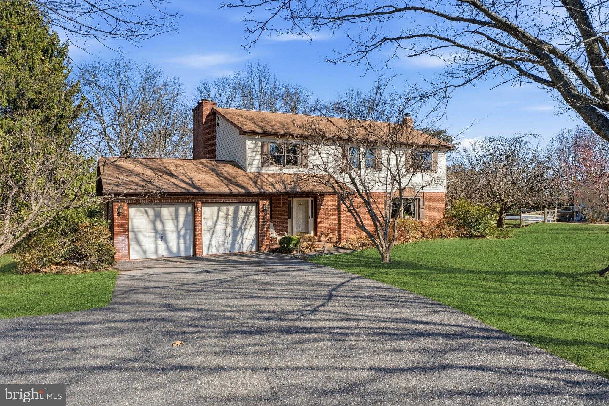 14017 Manor Rd photo 2