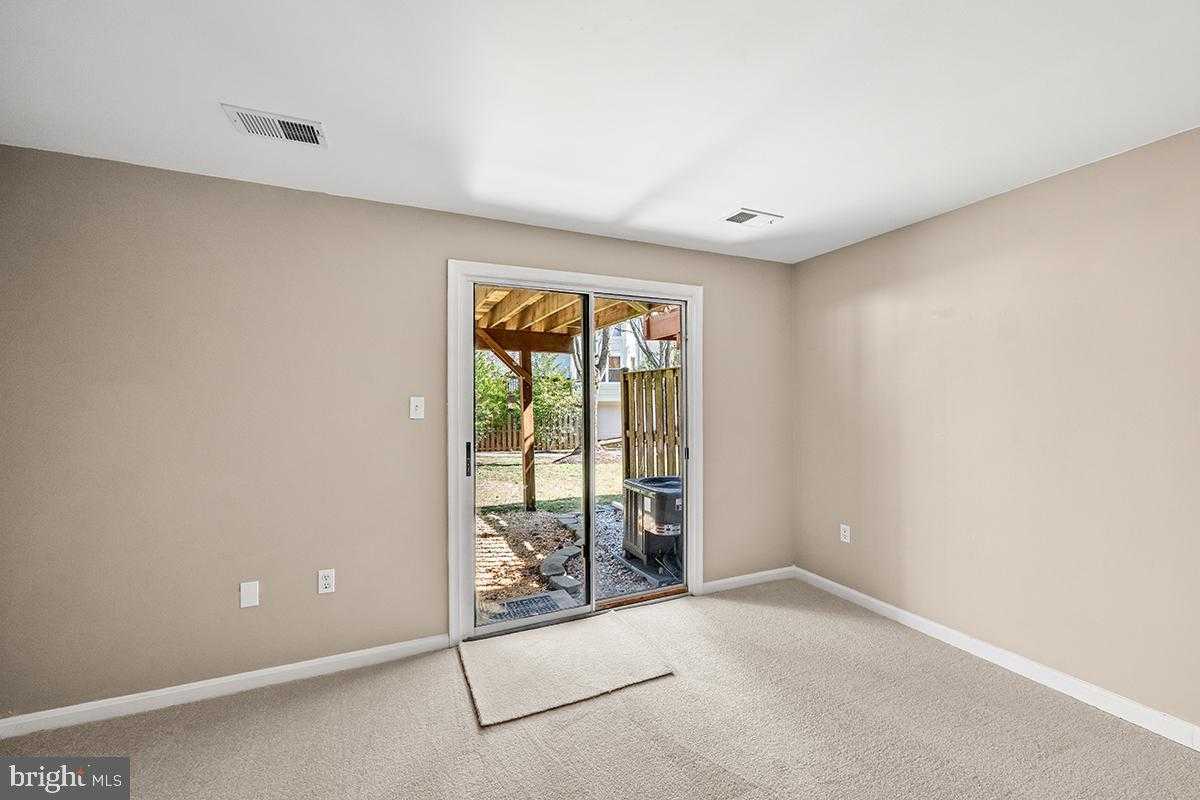 144 Forests Edge Pl photo 21