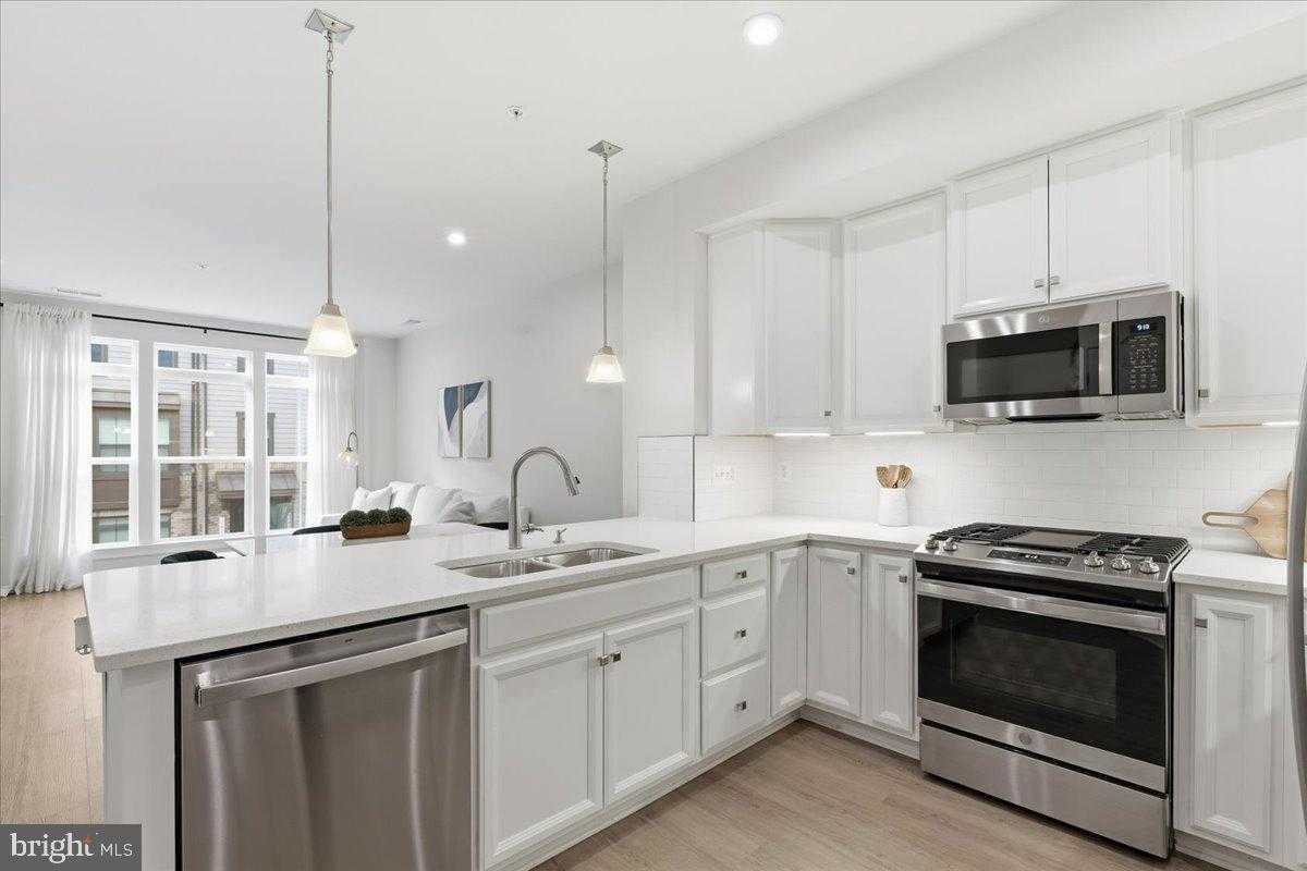 17422 Southern Shores Dr photo 3