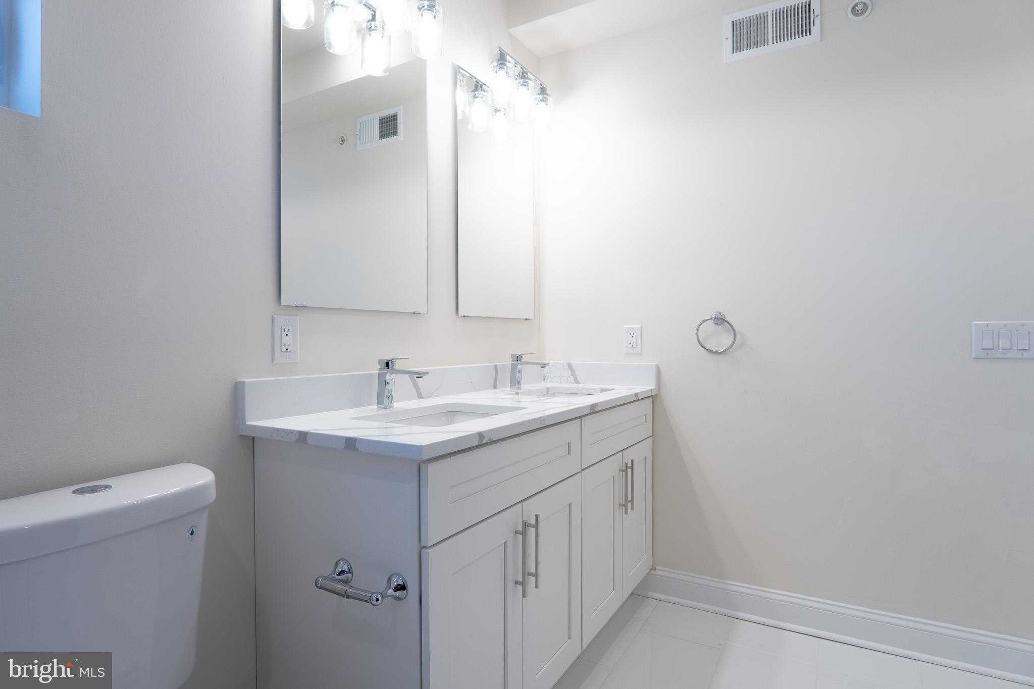 760 N Dekalb St photo 42