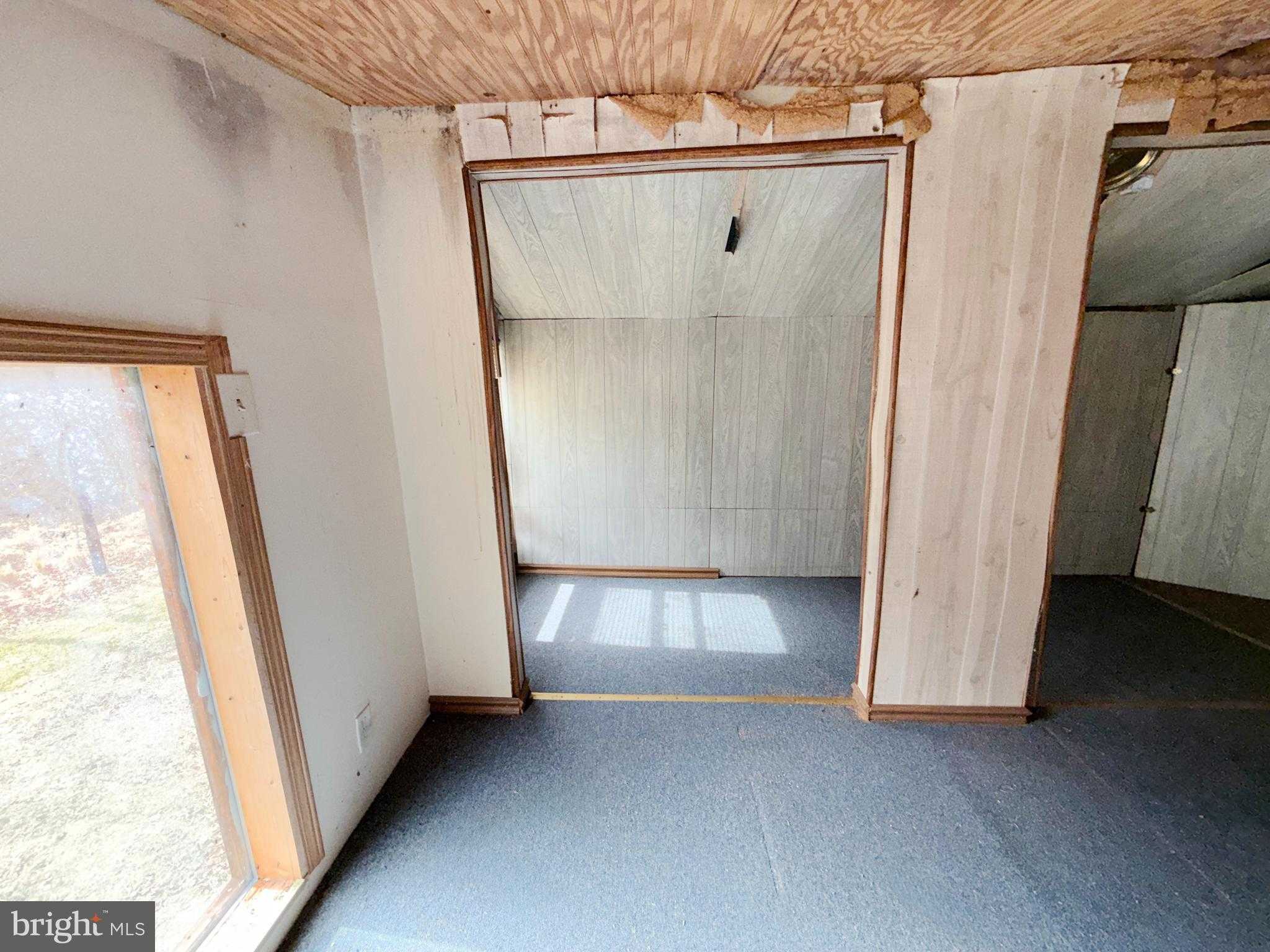 122 Mustaphal Dr photo 12