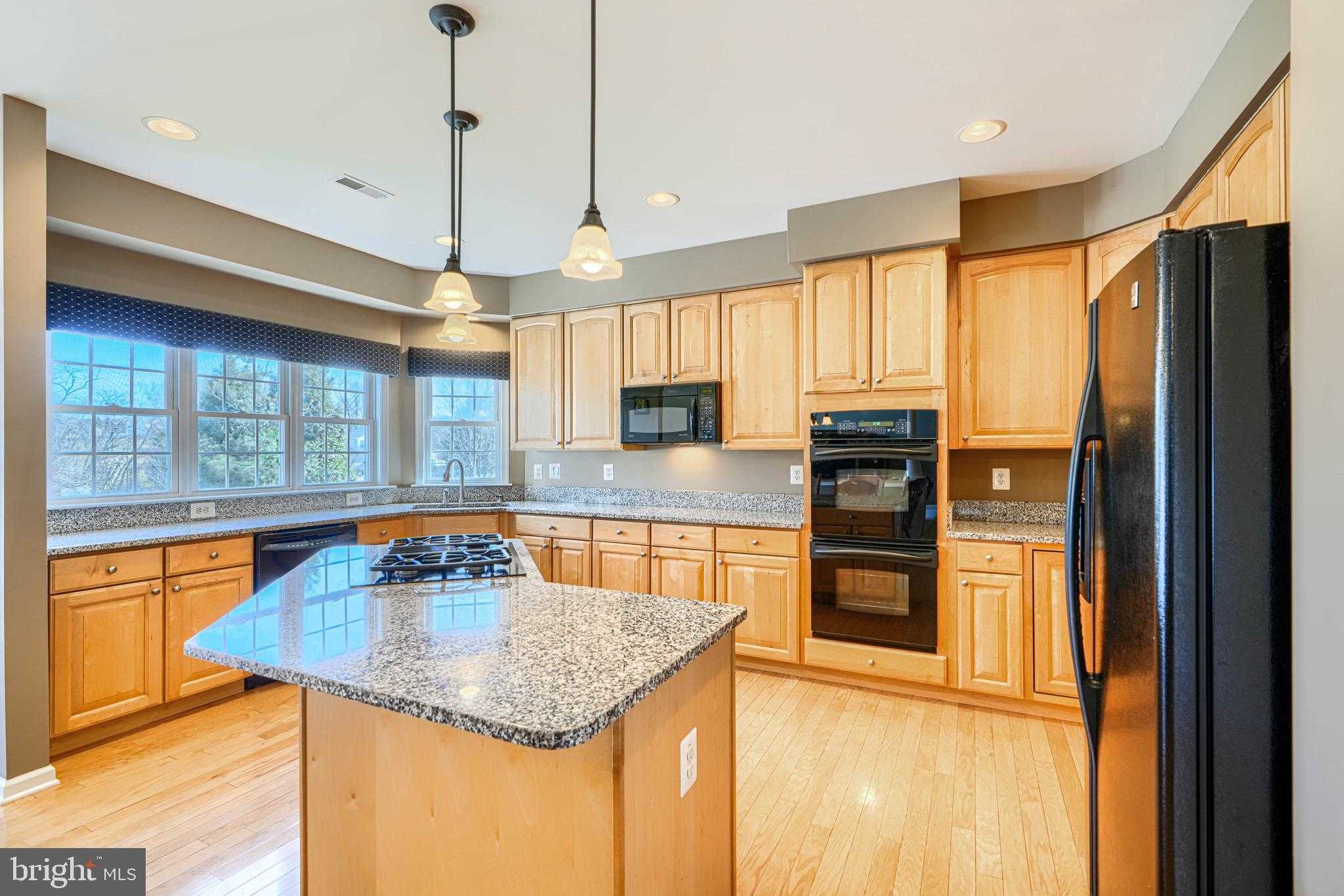 128 Harford View Dr photo 29