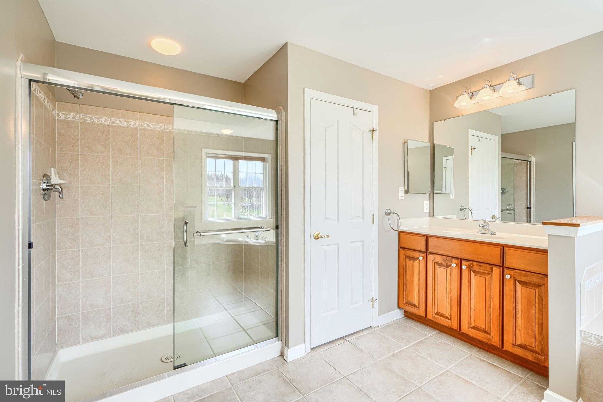 128 Harford View Dr photo 52