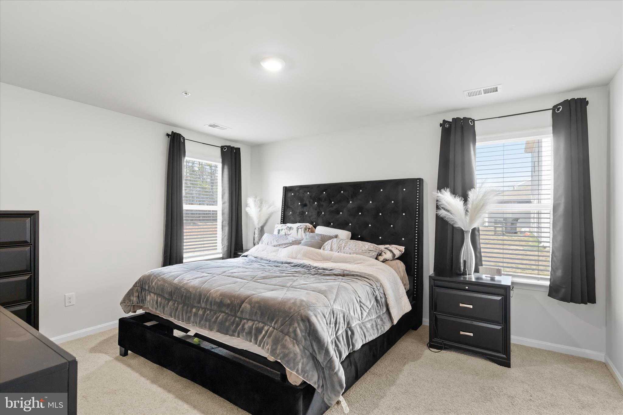 1706 Severn St photo 31