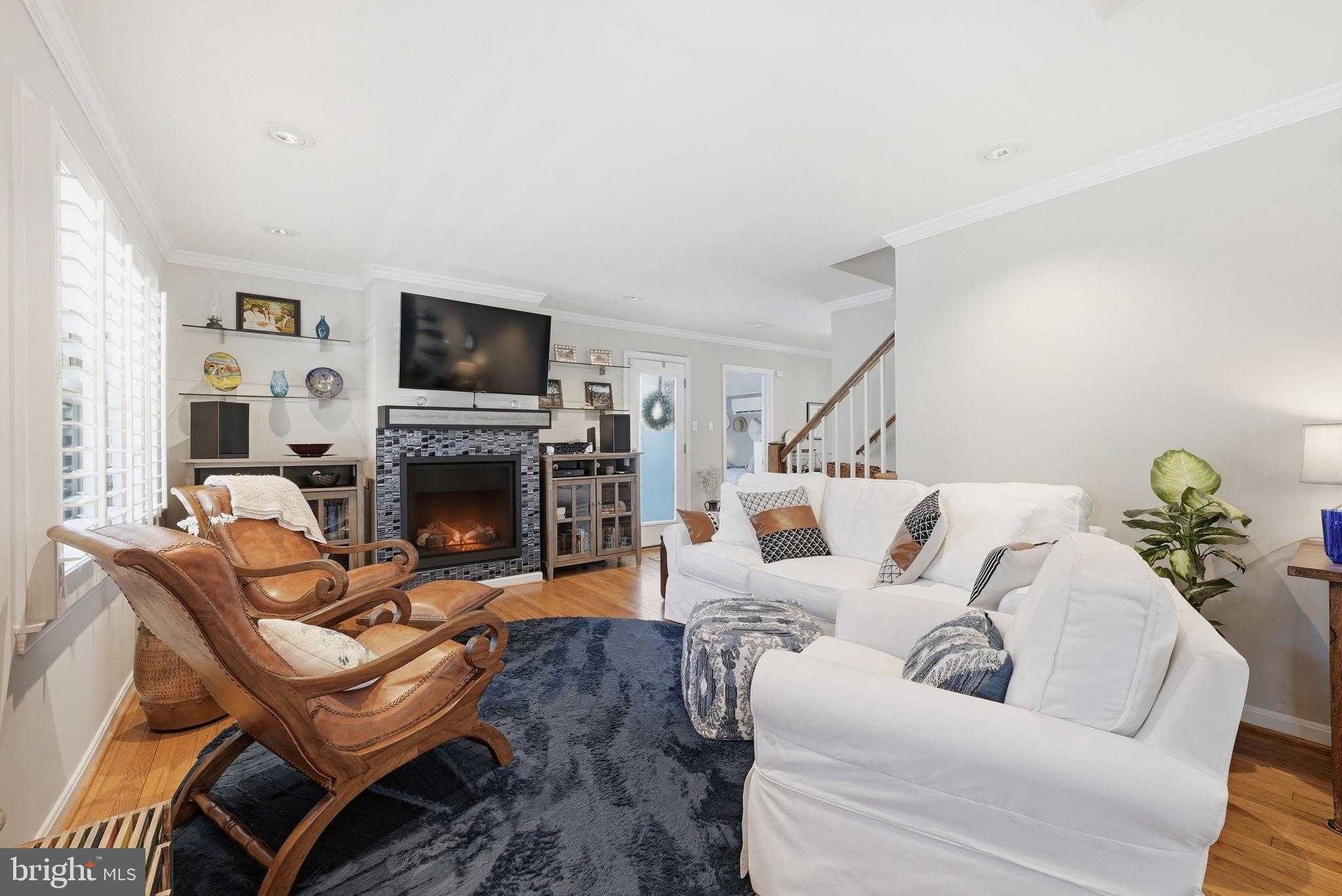 415 S Jefferson St photo 13