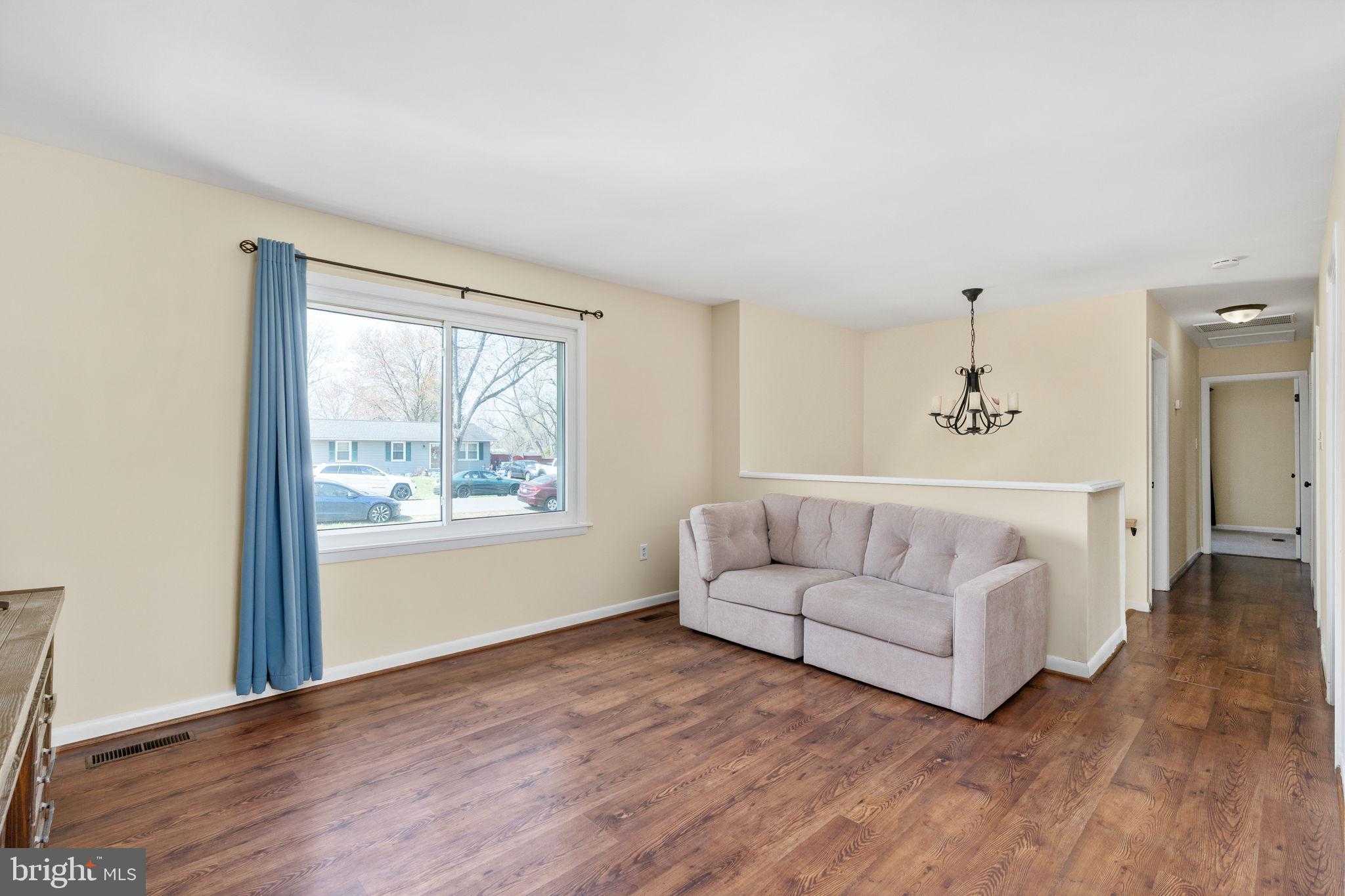 205 Austin Dr photo 9