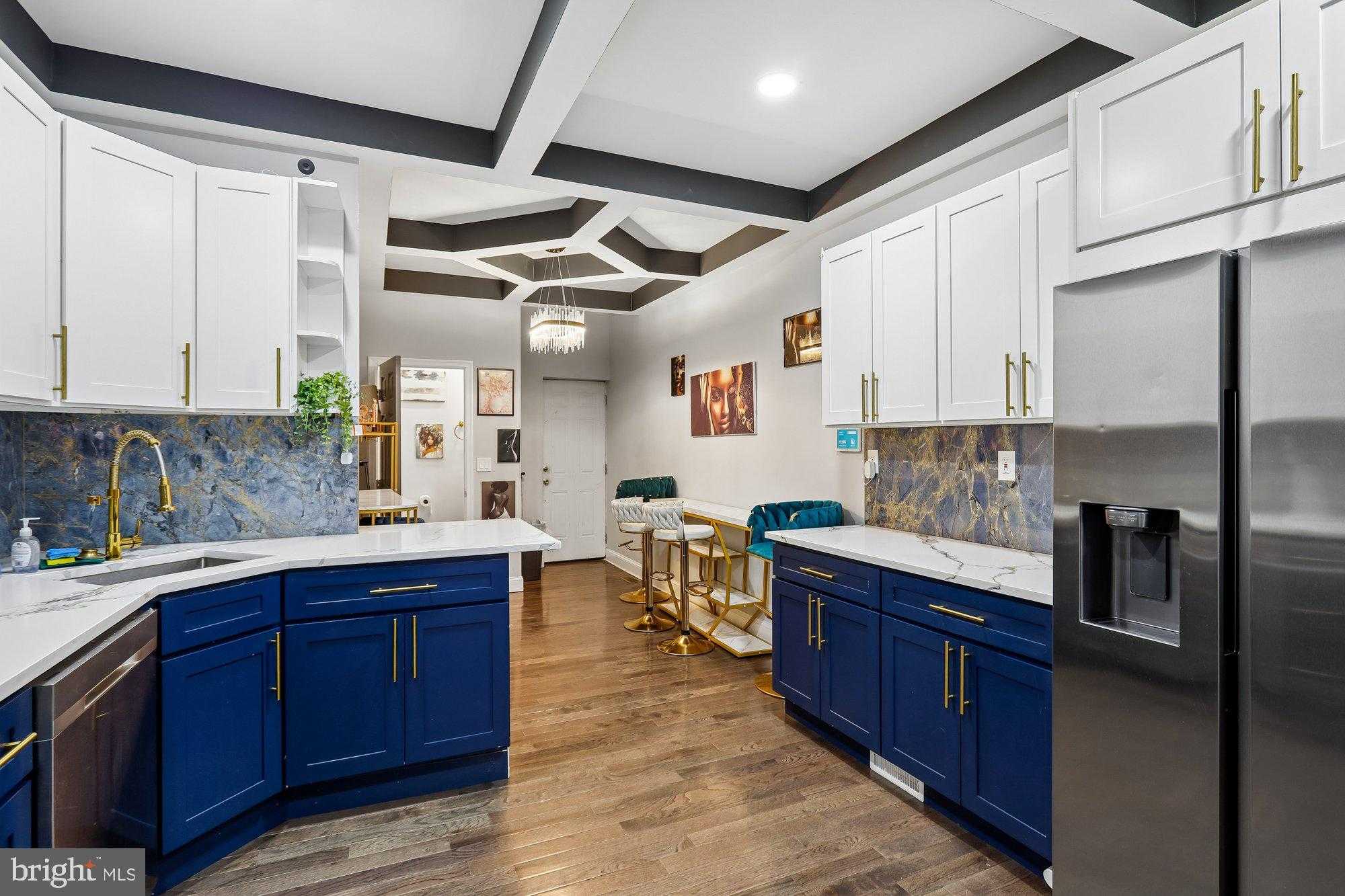 1420 E Lanvale St photo 13