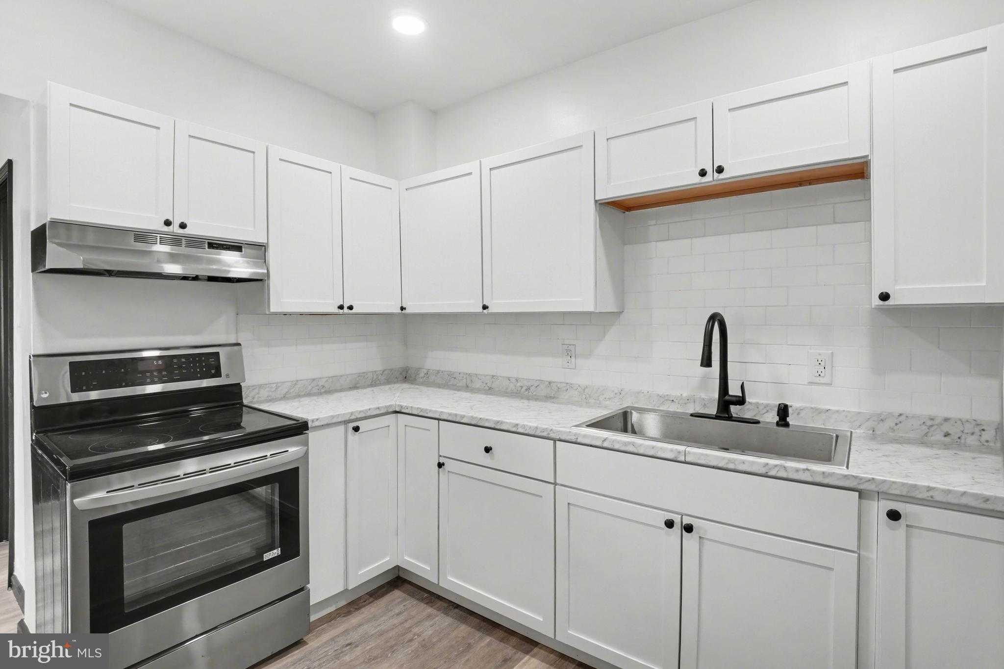 720 N 13th St photo 6