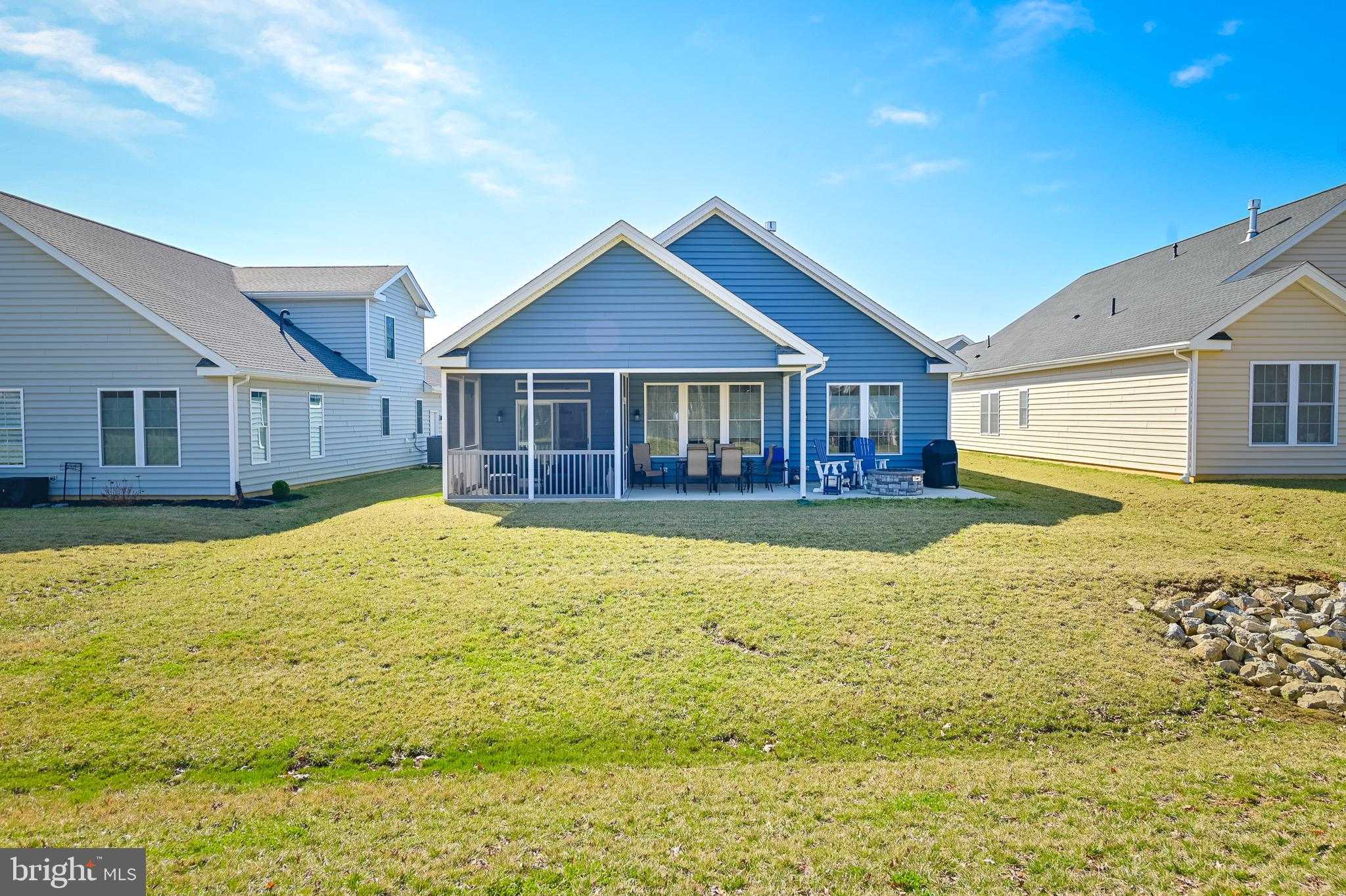 925 Founders Way photo 30