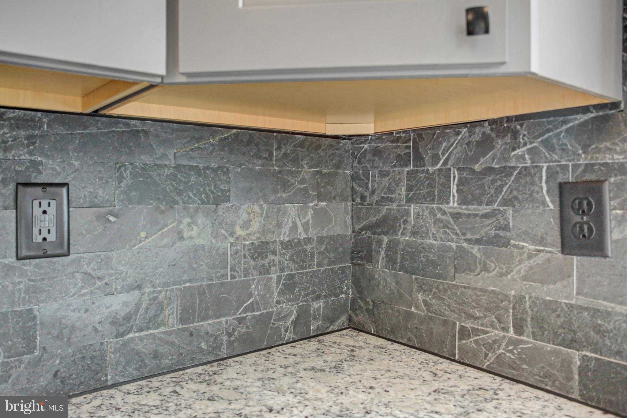 1612 Magnolia CT photo 10