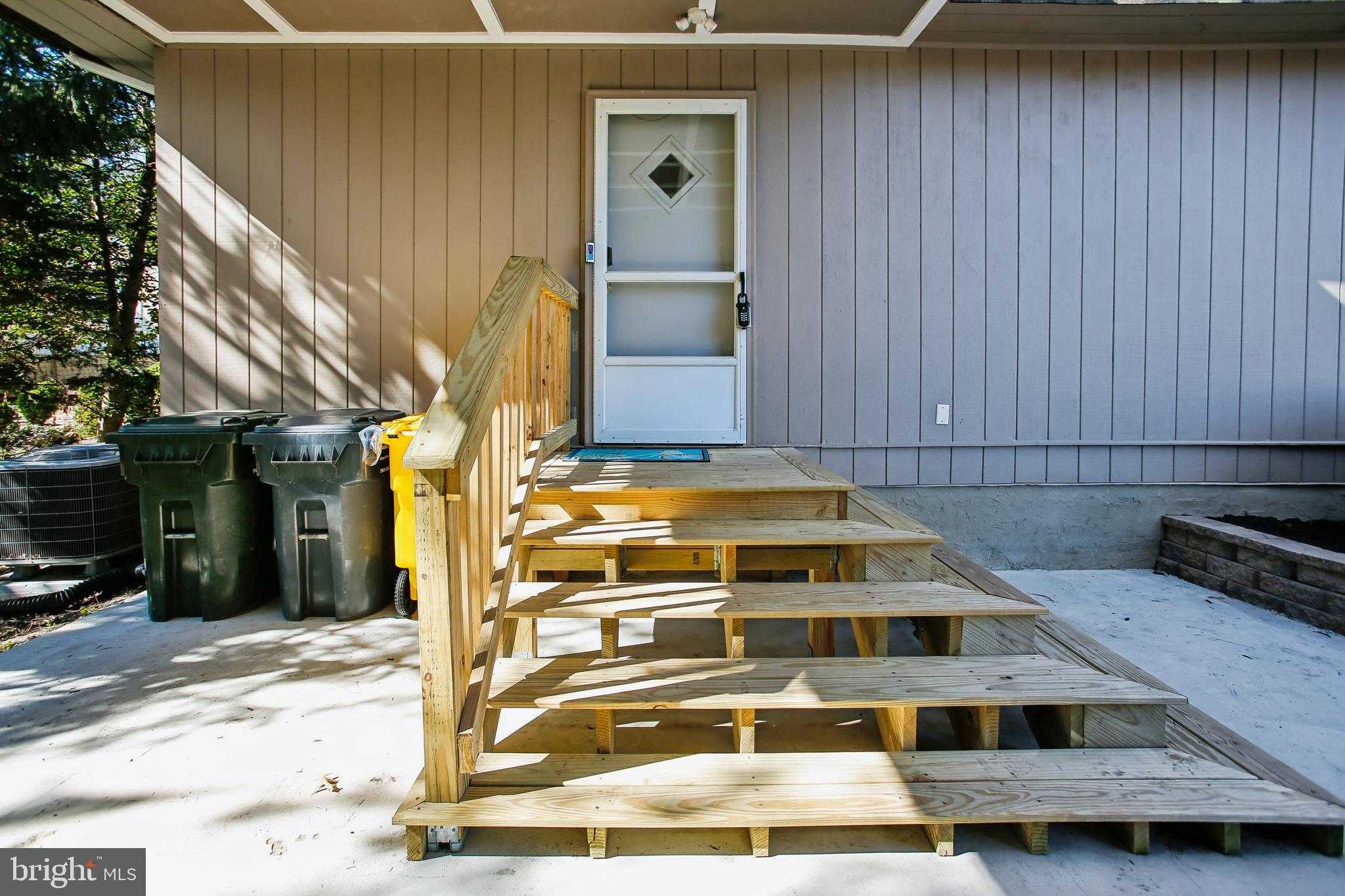 500 Little Falls St photo 8