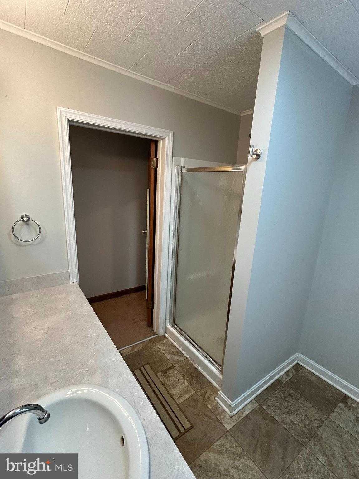 506 E Center St photo 10