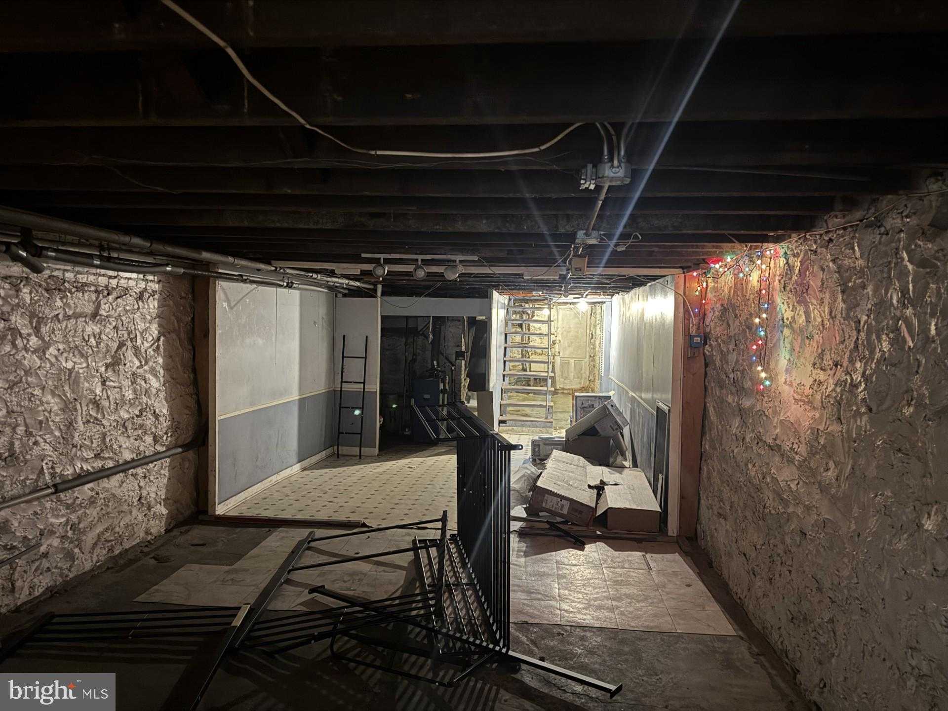 3045 Guilford Ave photo 16