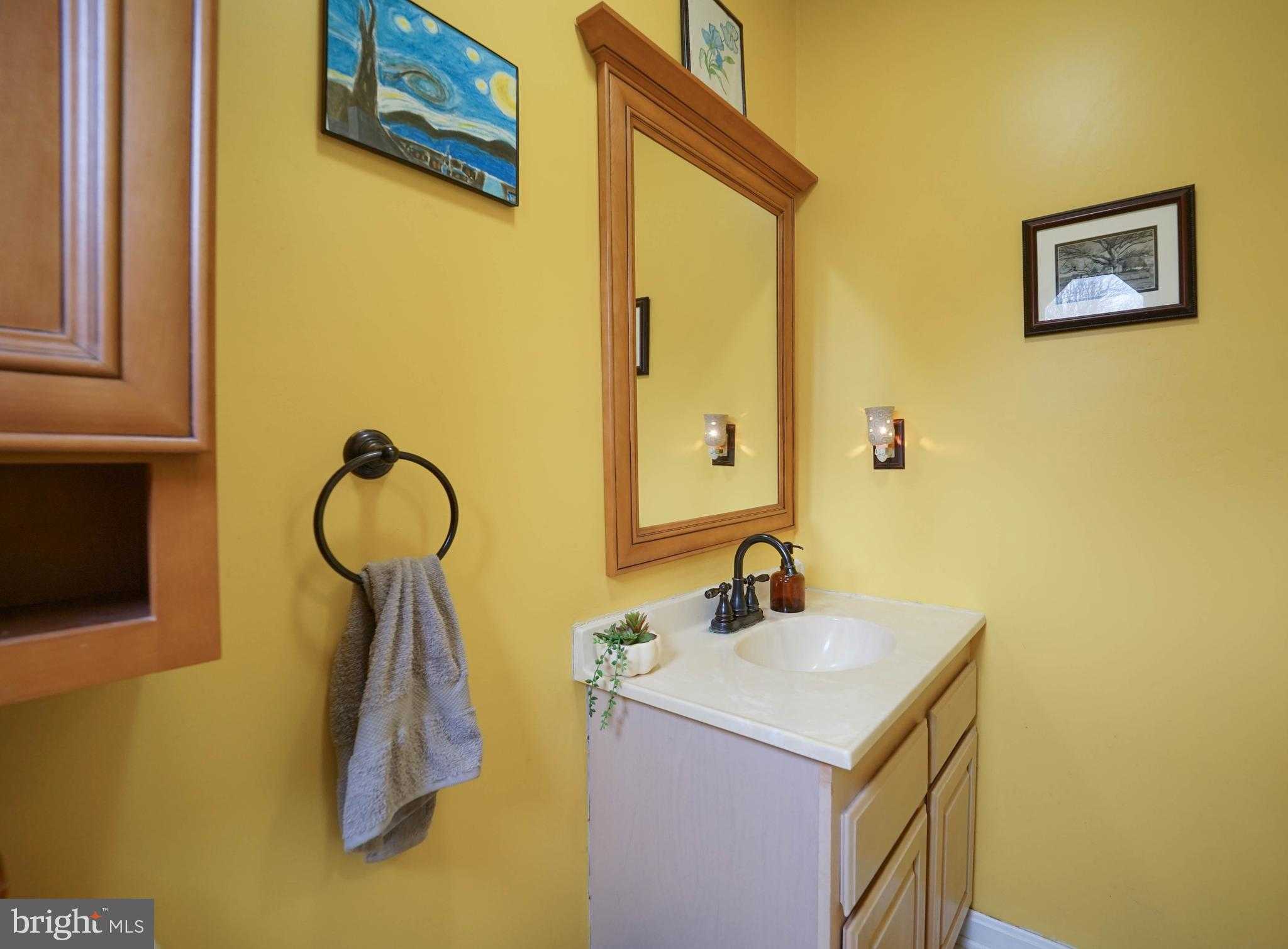 107 Chestnut Ln photo 30