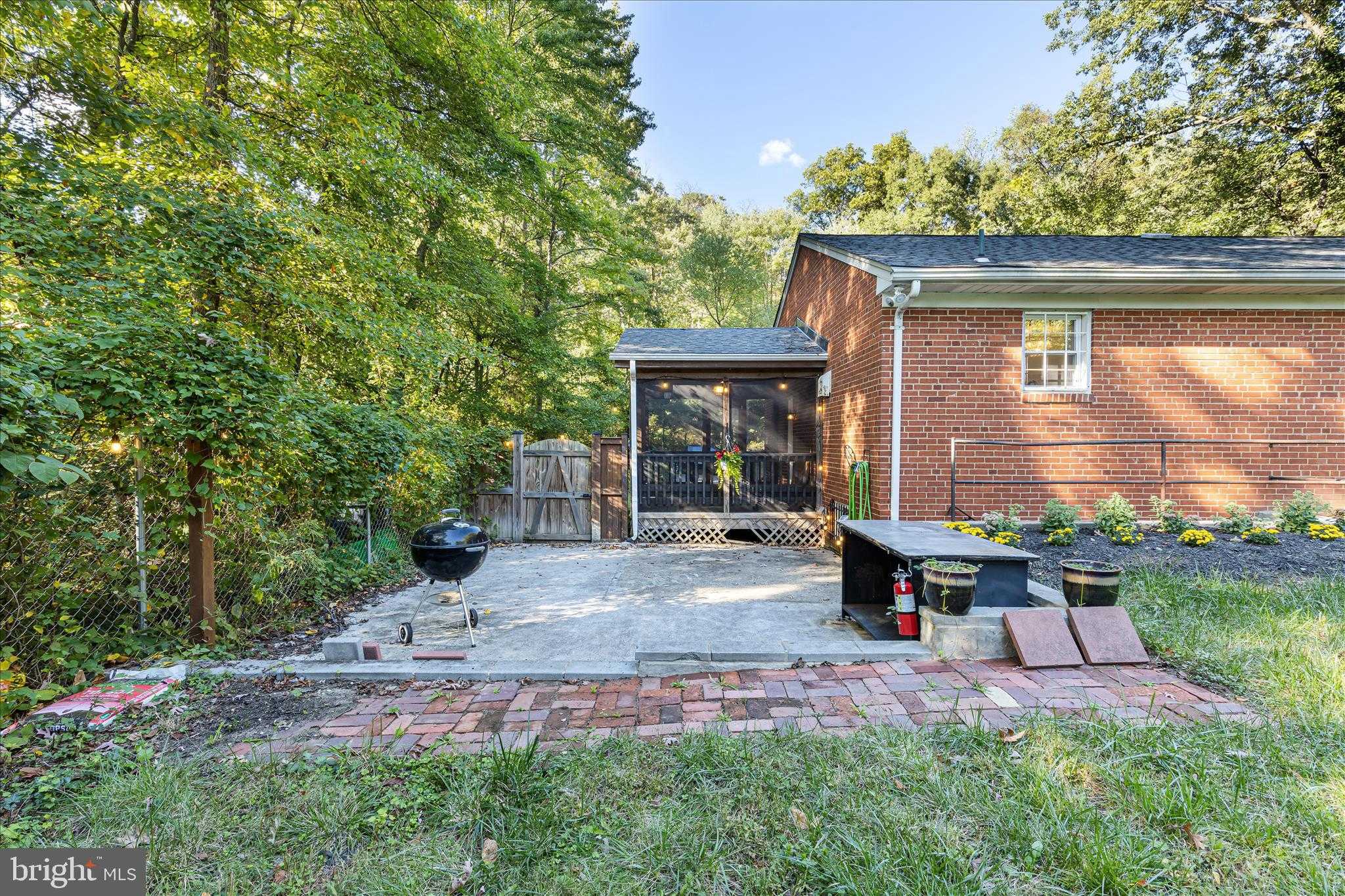 6417 Otis St photo 34