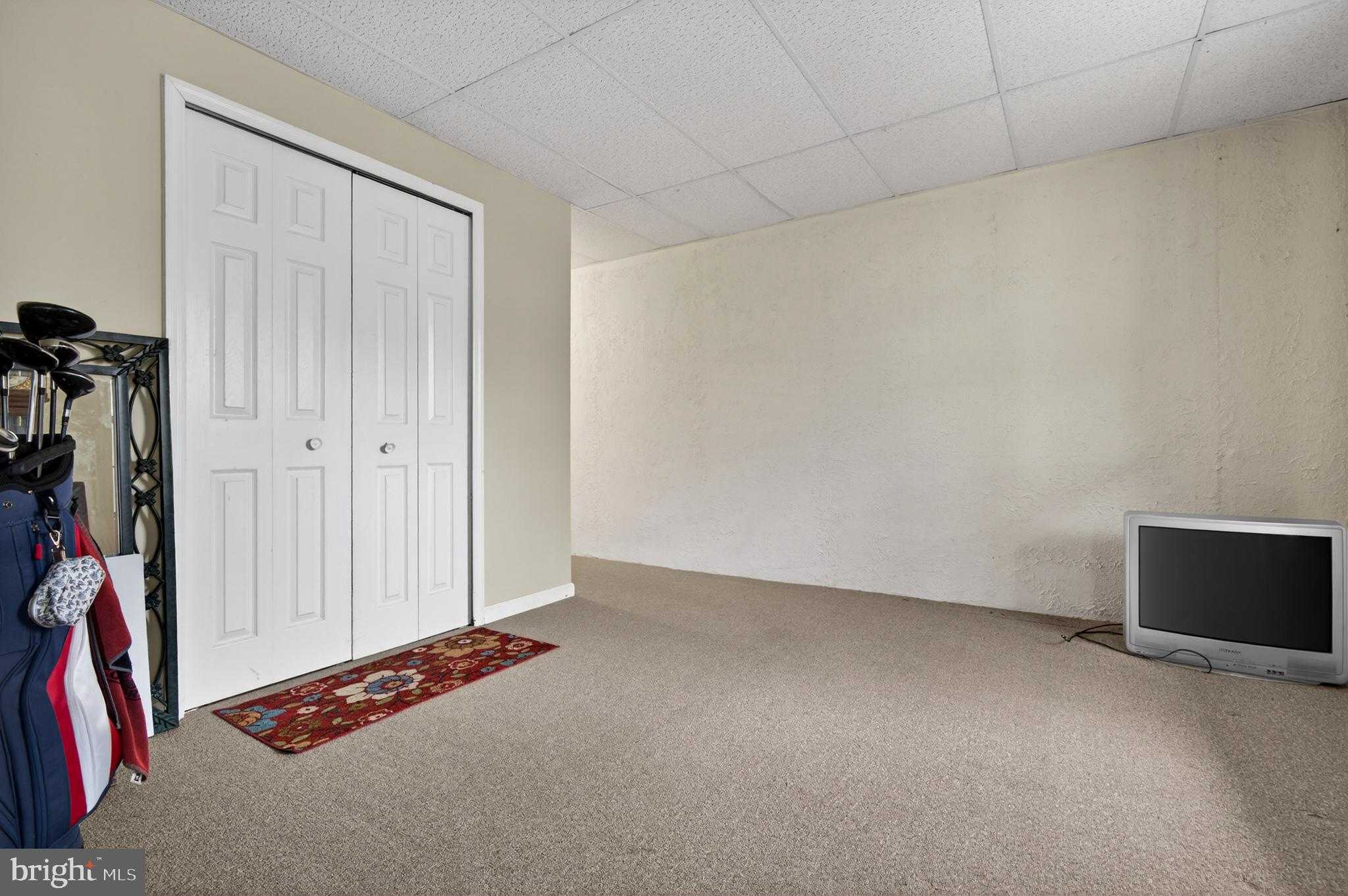 2005 Westfield CT photo 26