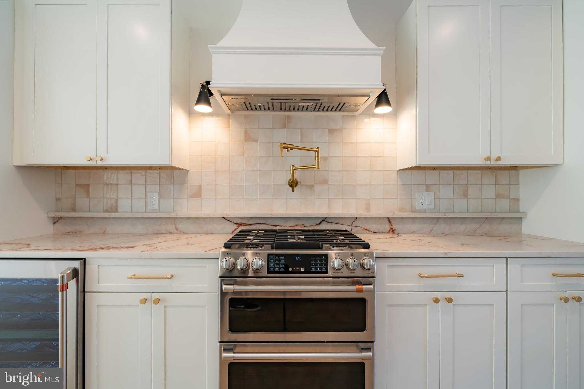 1911 S 12th St photo 13