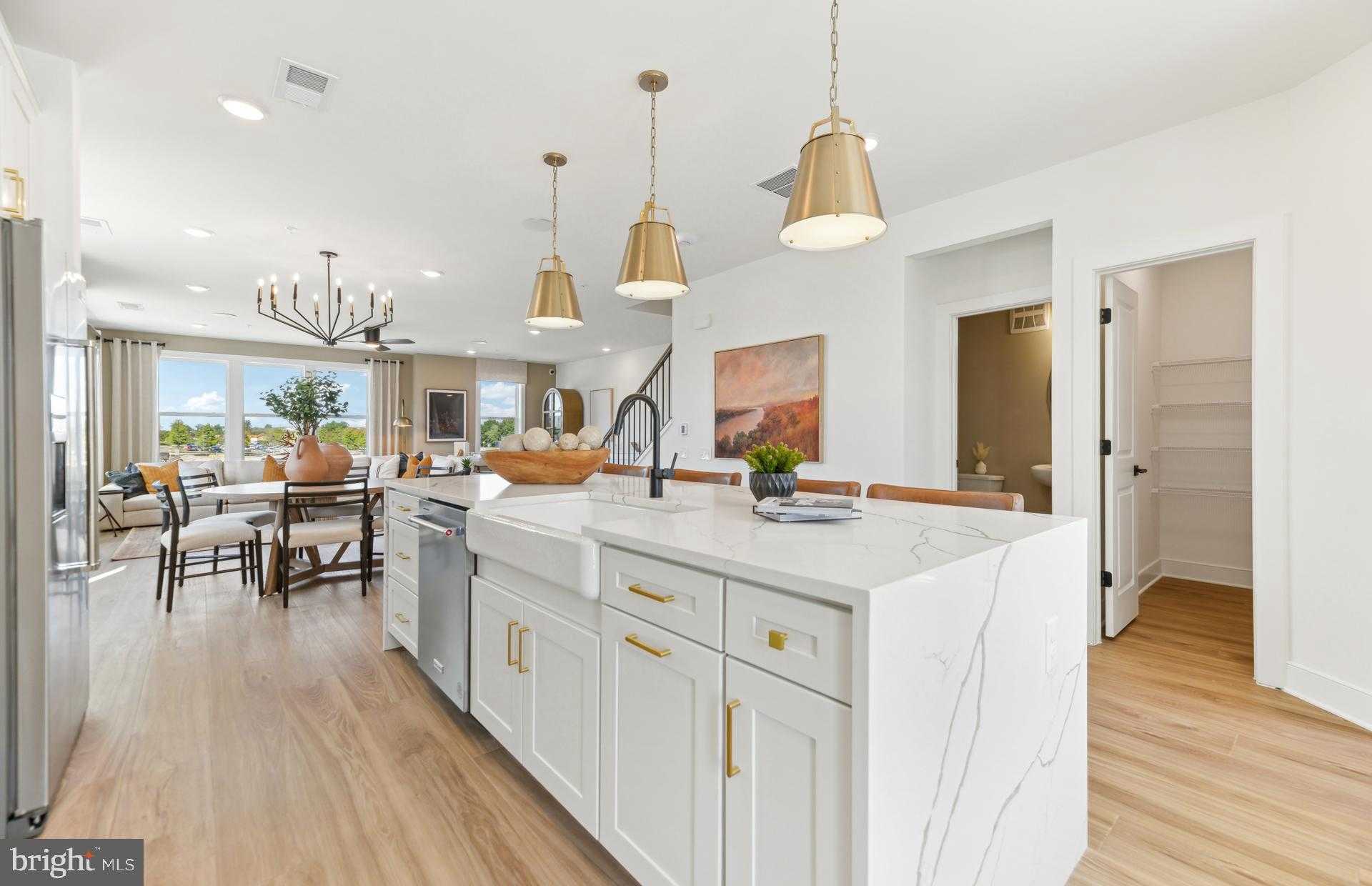 19784 Lavender Dust Sq photo 10