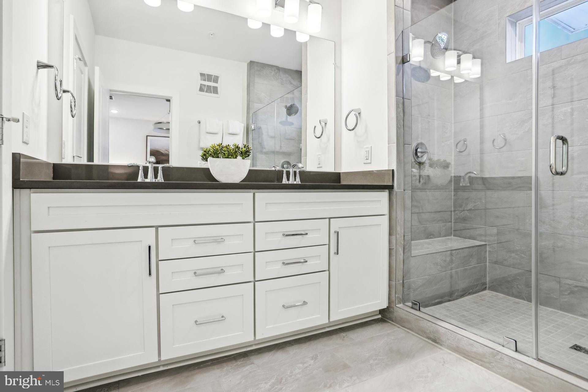 19782 Lavender Dust Sq photo 9