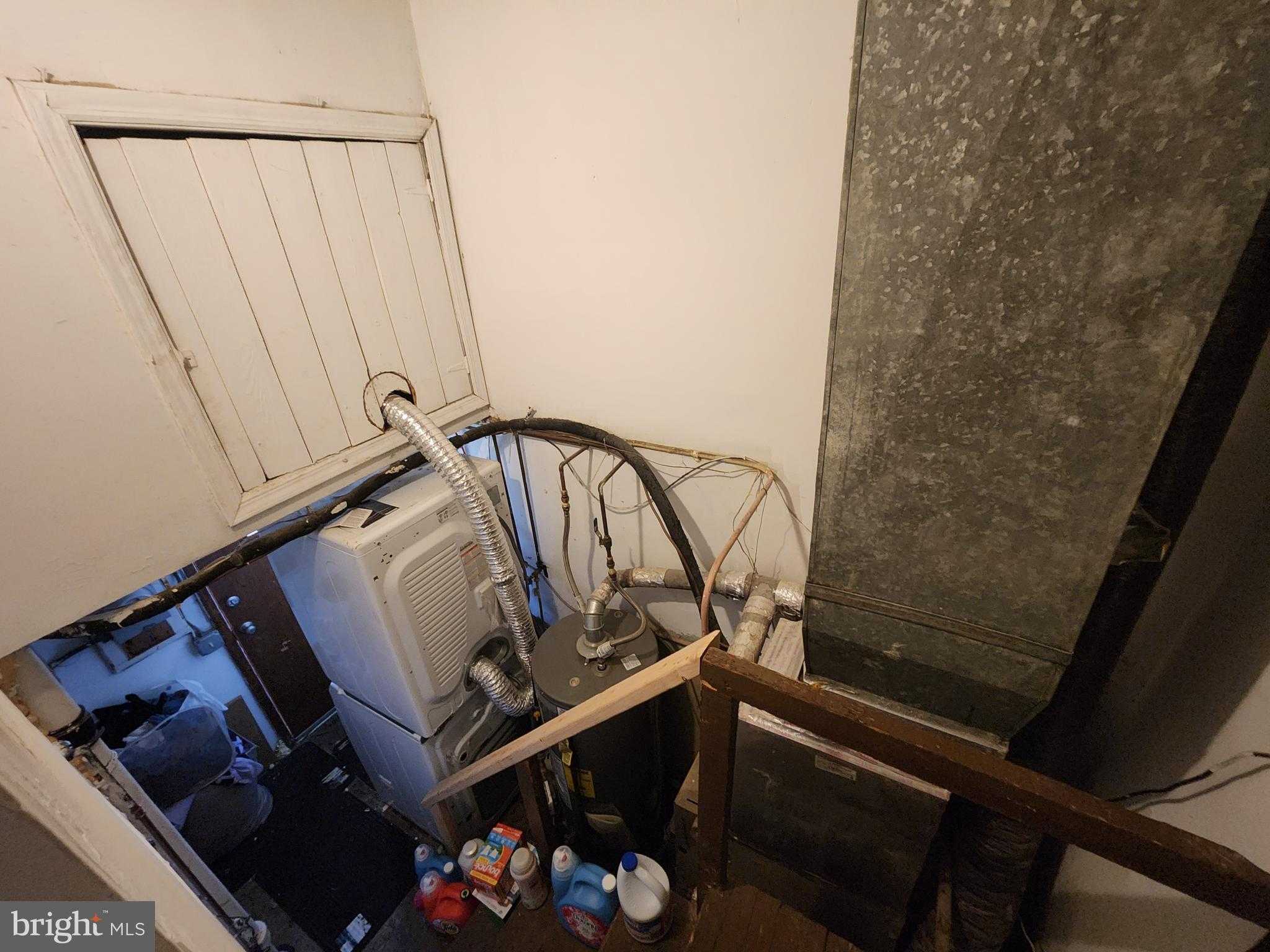 2733 Bookert Dr photo 16