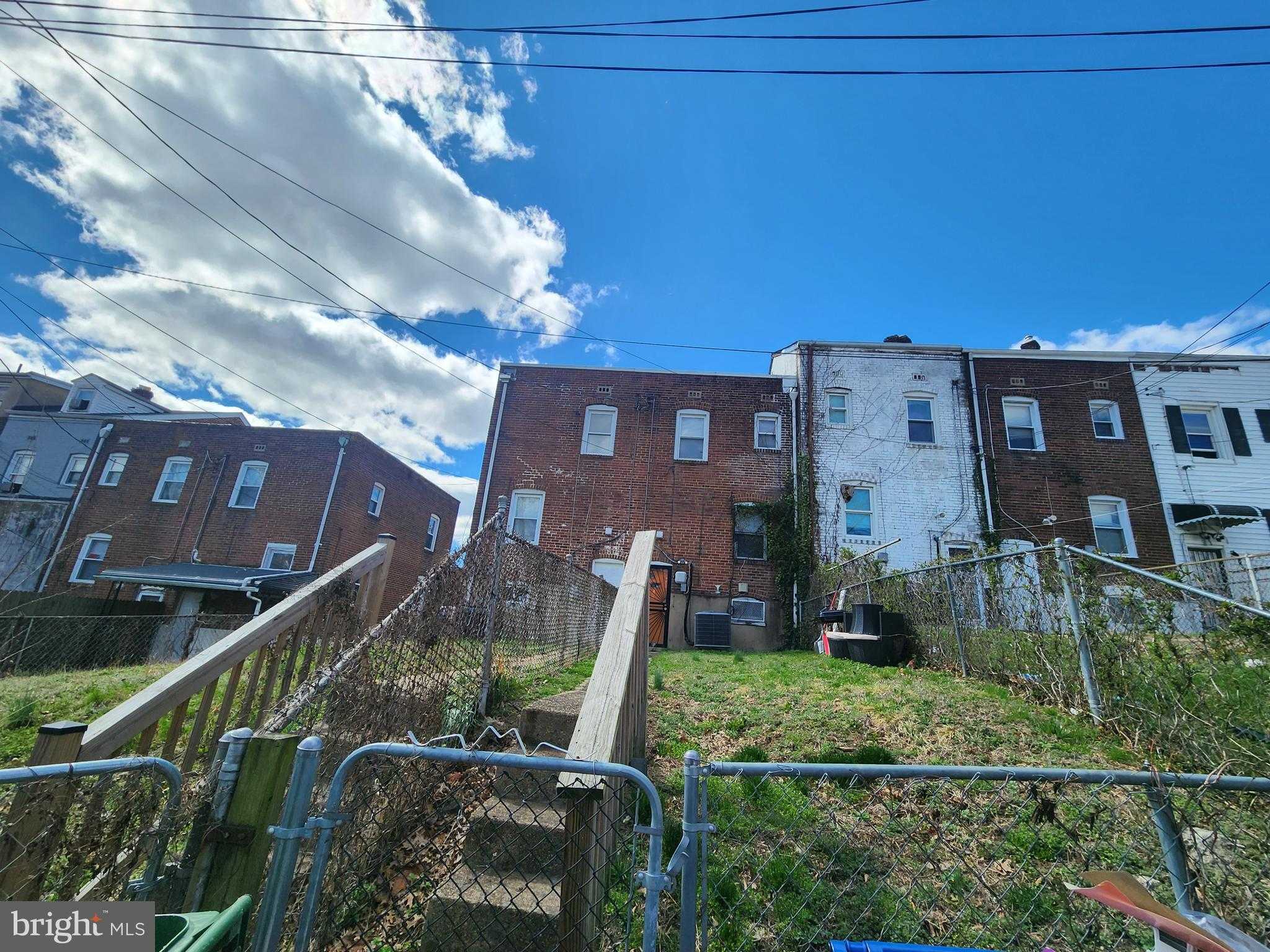 2733 Bookert Dr photo 17