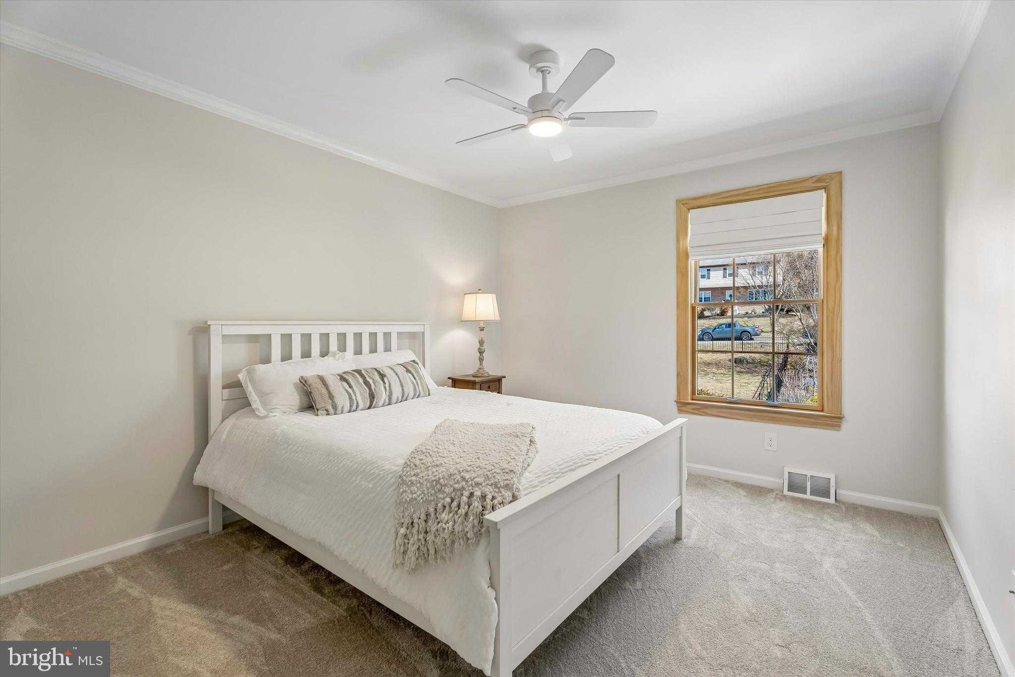 649 Glendale Rd photo 30