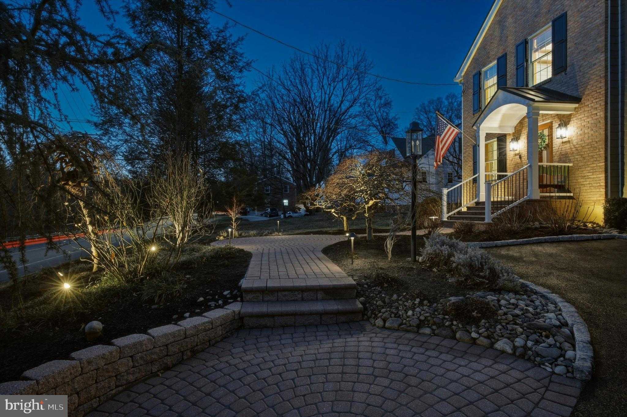 649 Glendale Rd photo 6